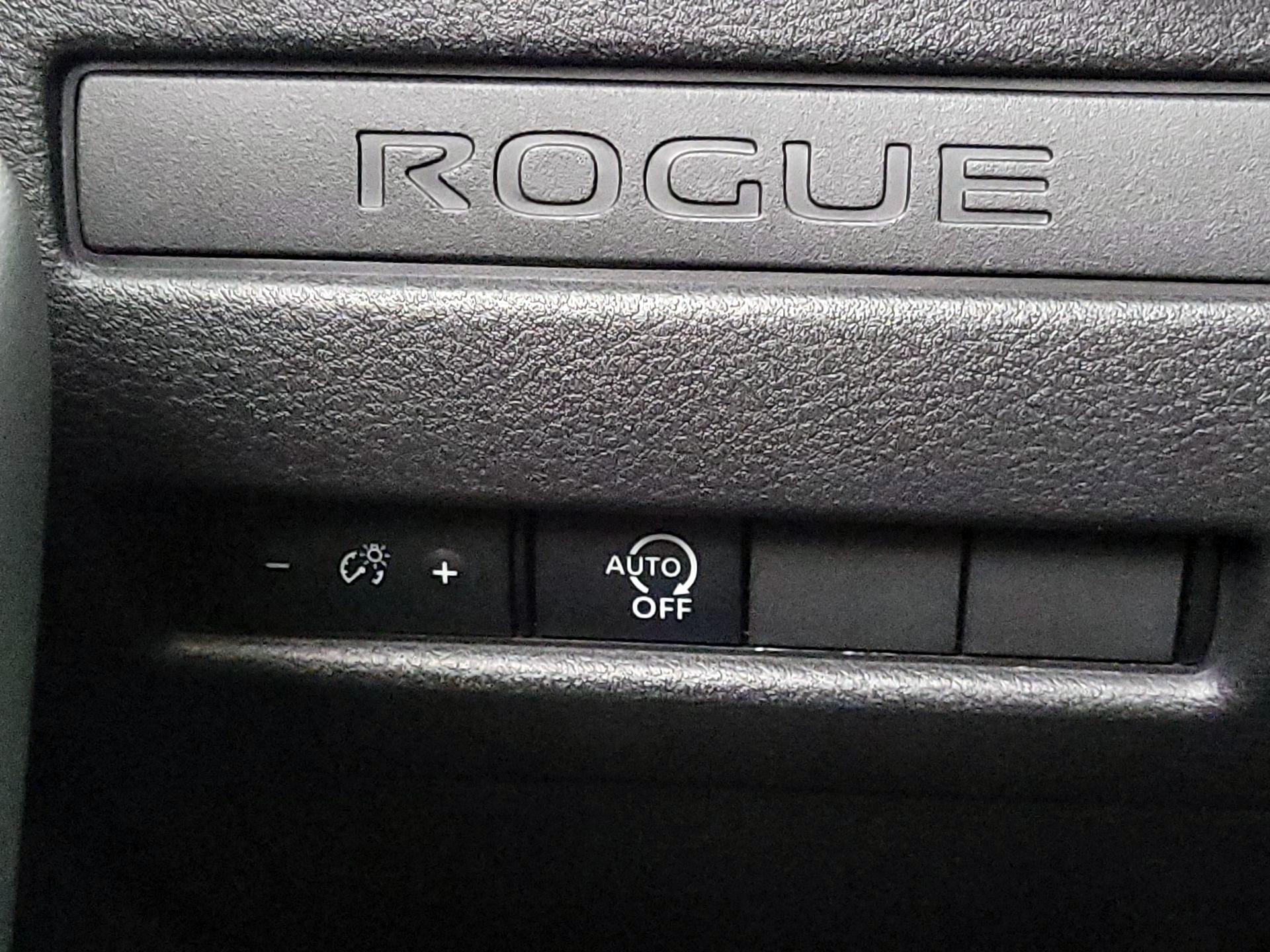 Thumbnail: 2023 Nissan Rogue - 13