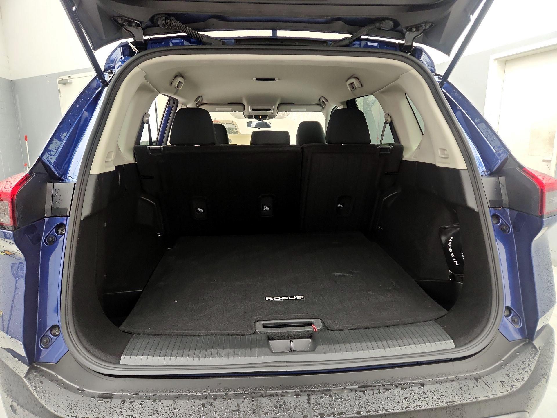 Thumbnail: 2023 Nissan Rogue - 20