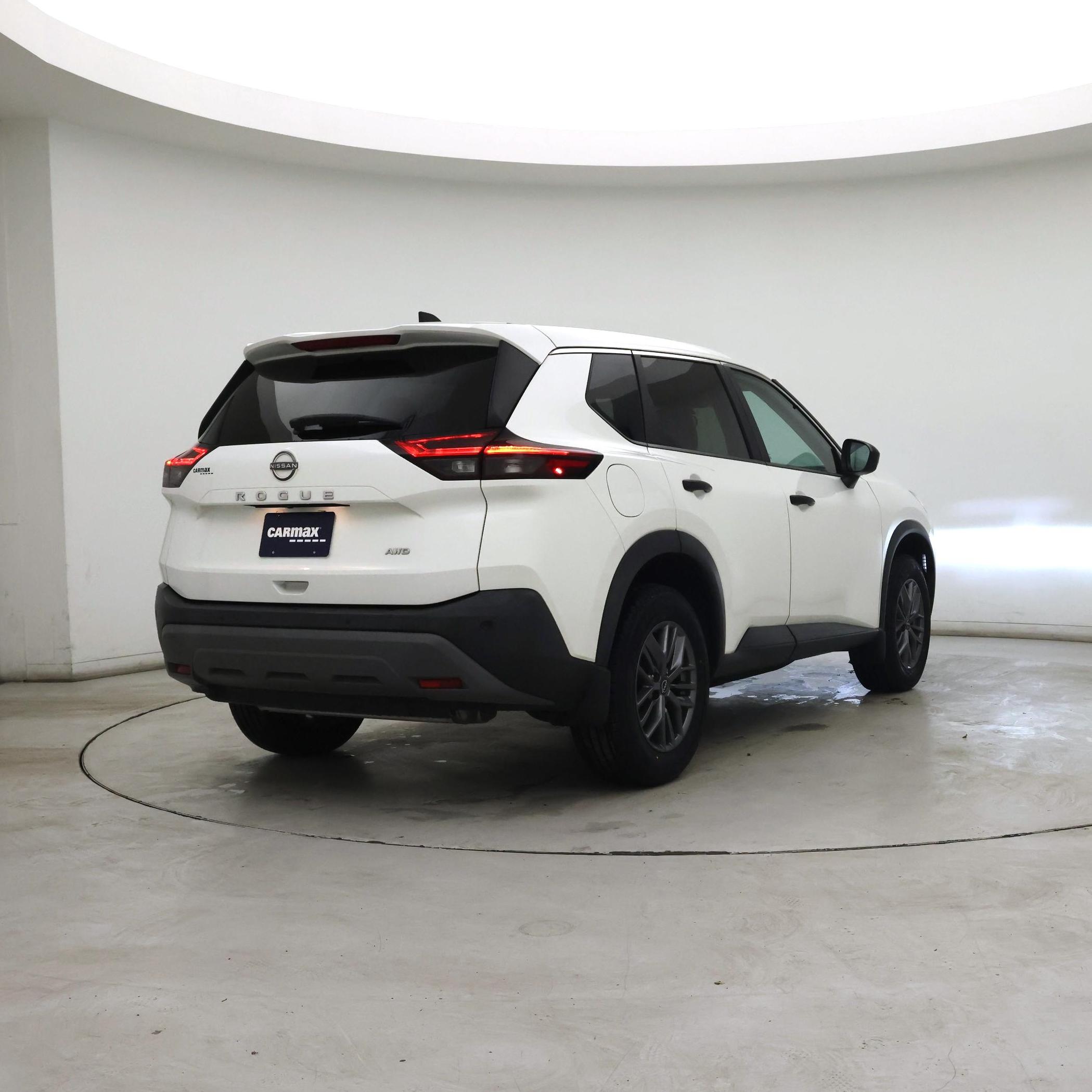 Thumbnail: 2023 Nissan Rogue - 8
