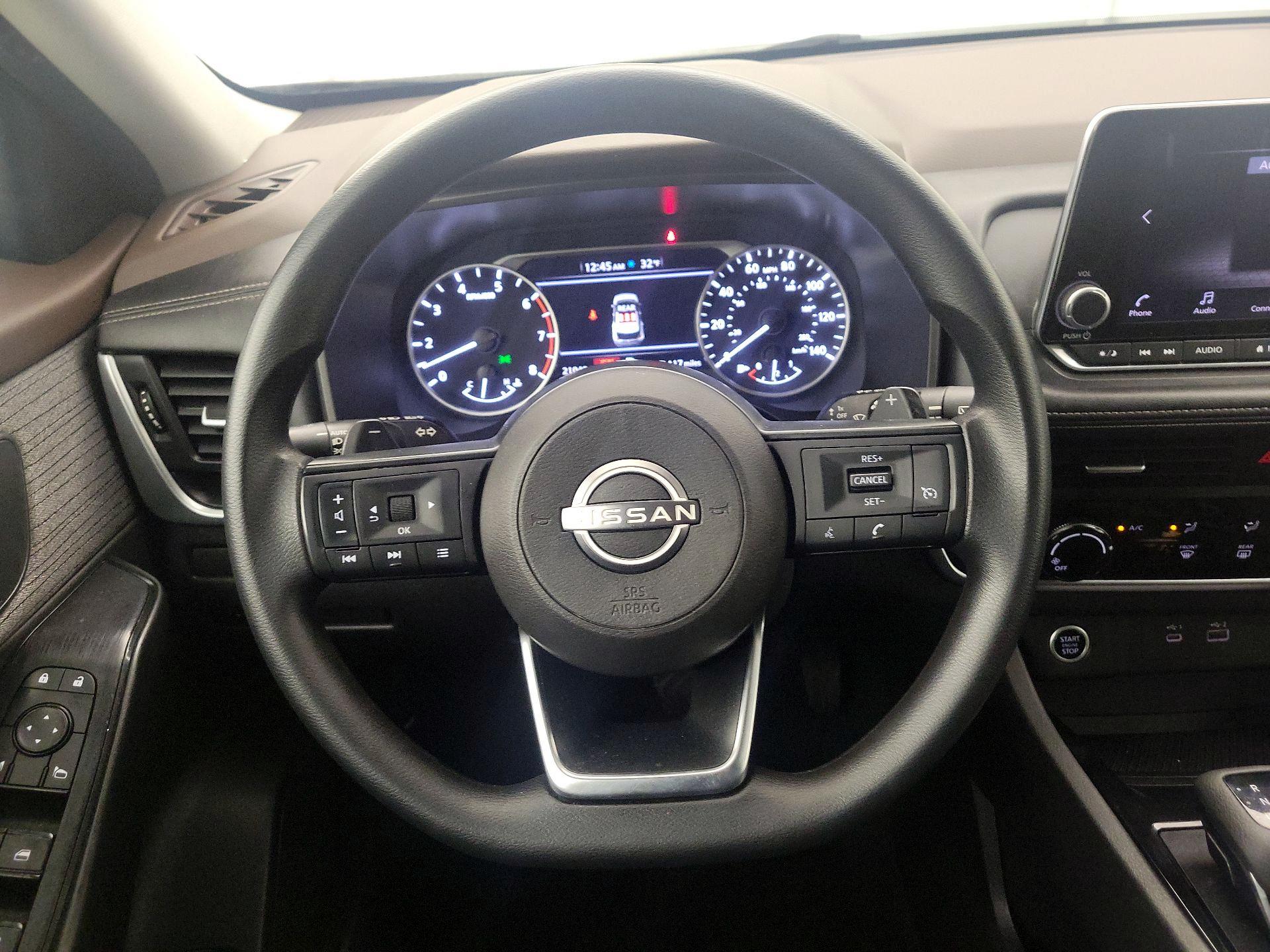 Thumbnail: 2023 Nissan Rogue - 10