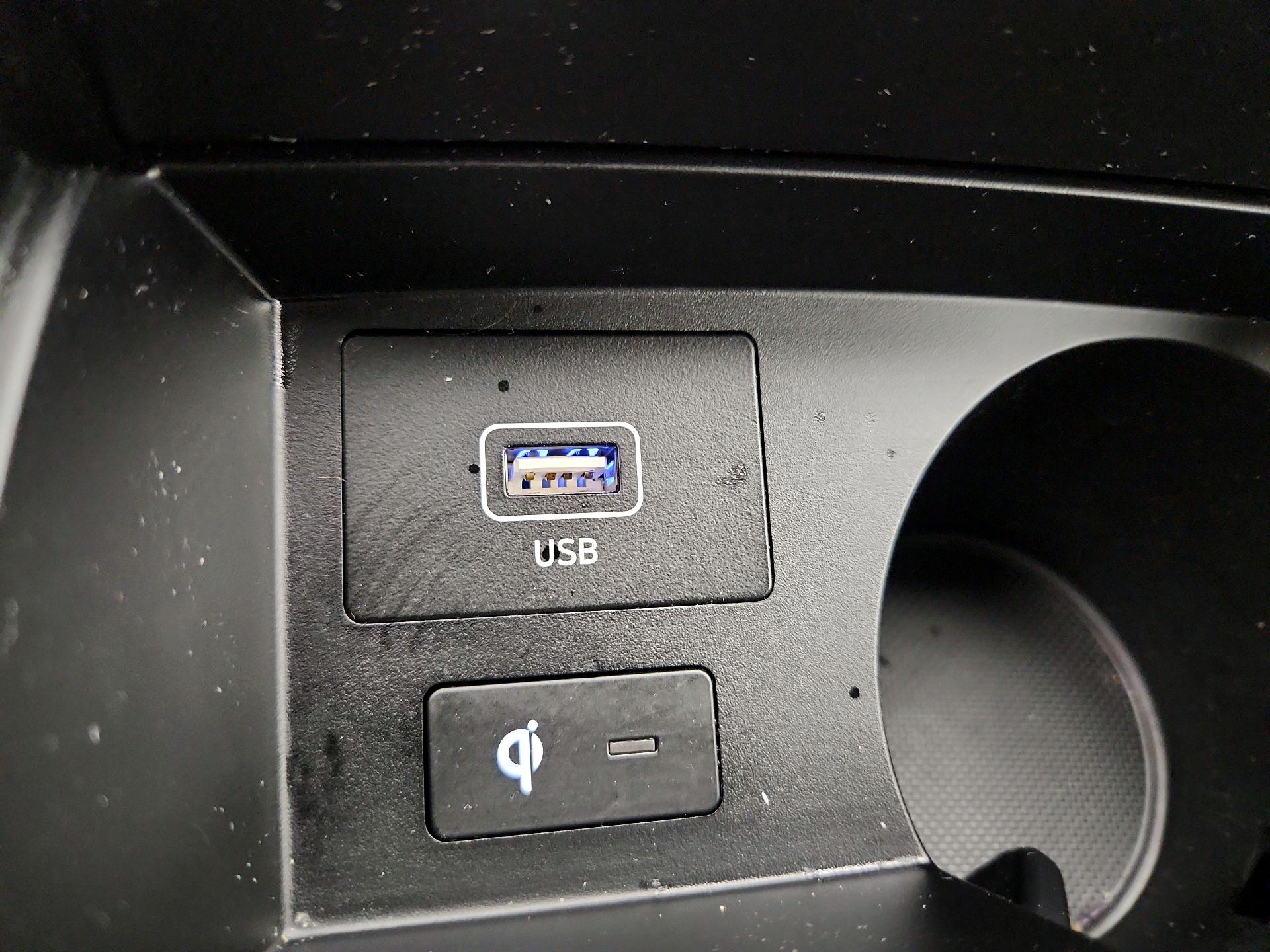 Thumbnail: 2023 Hyundai Santa Fe - 19