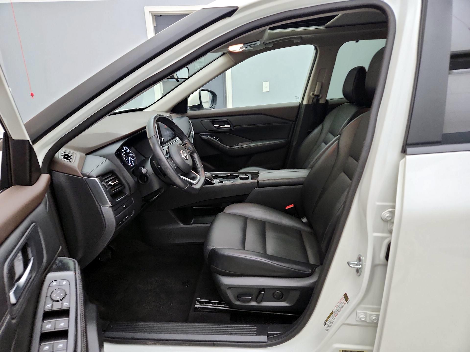 Thumbnail: 2023 Nissan Rogue - 11