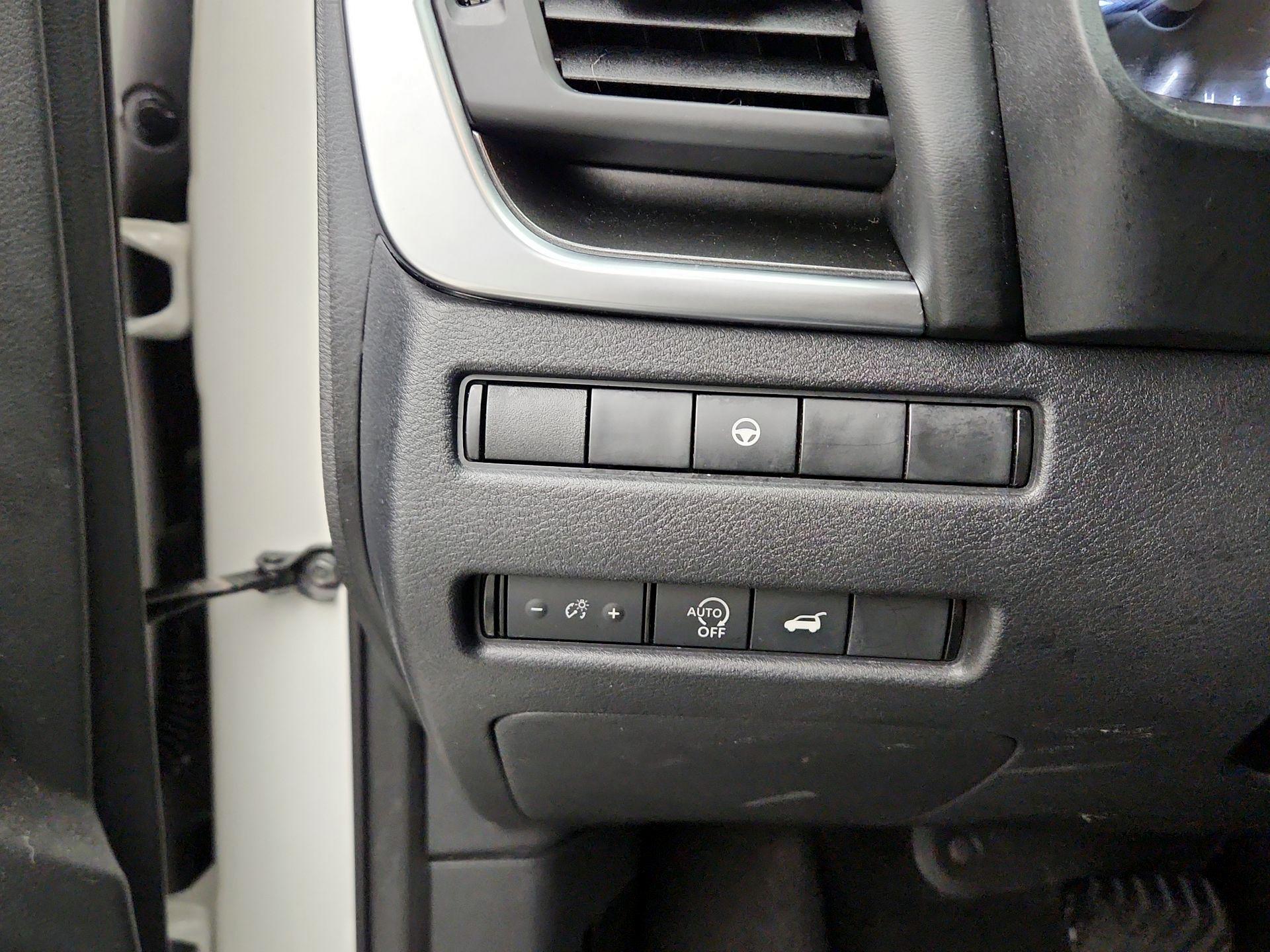 Thumbnail: 2023 Nissan Rogue - 13