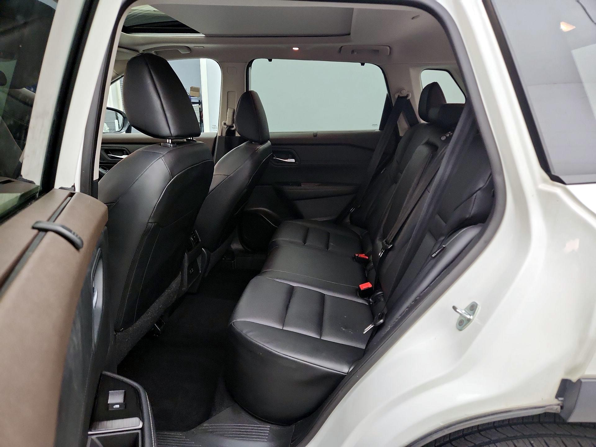 Thumbnail: 2023 Nissan Rogue - 20