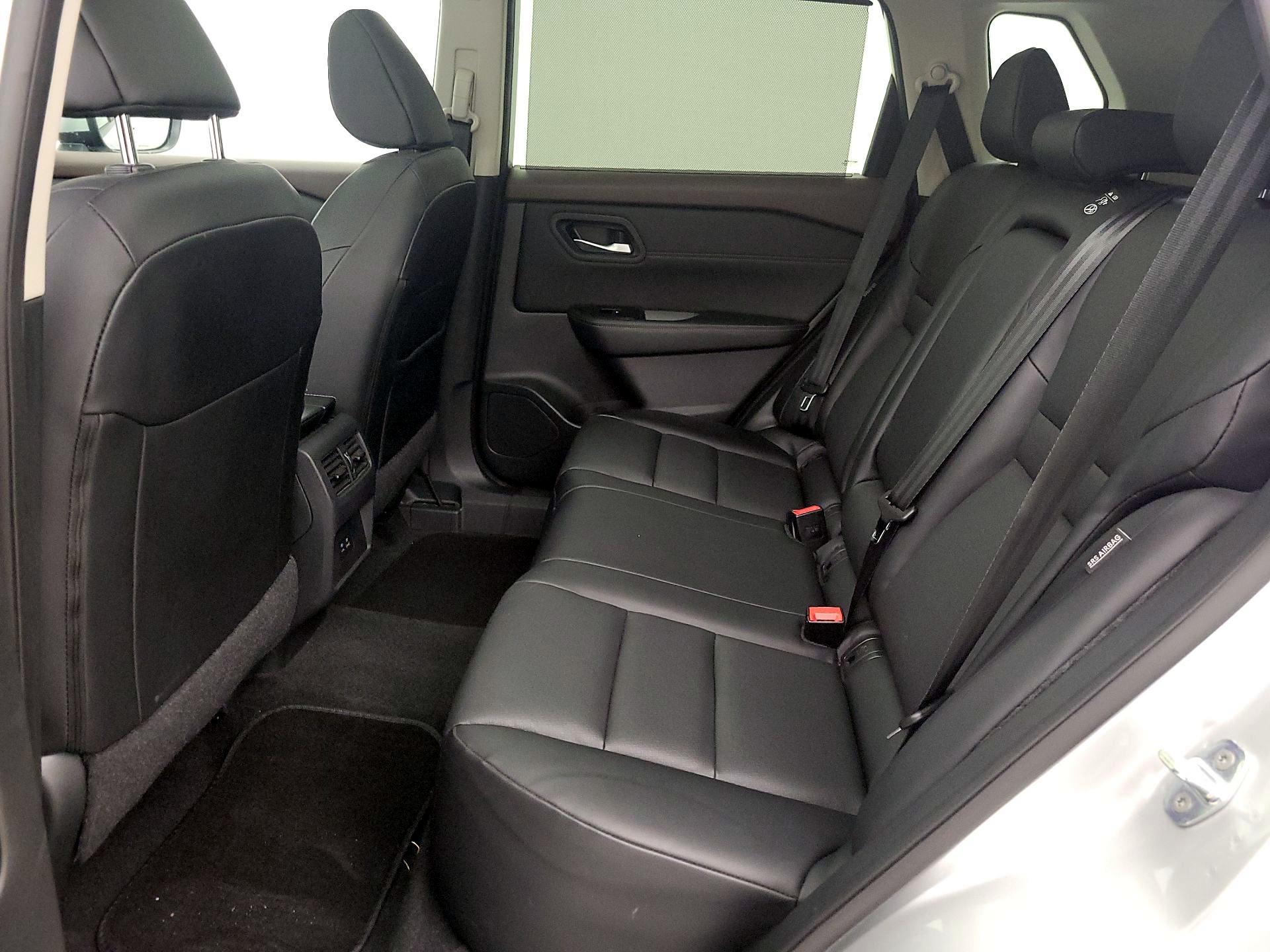 Thumbnail: 2023 Nissan Rogue - 20