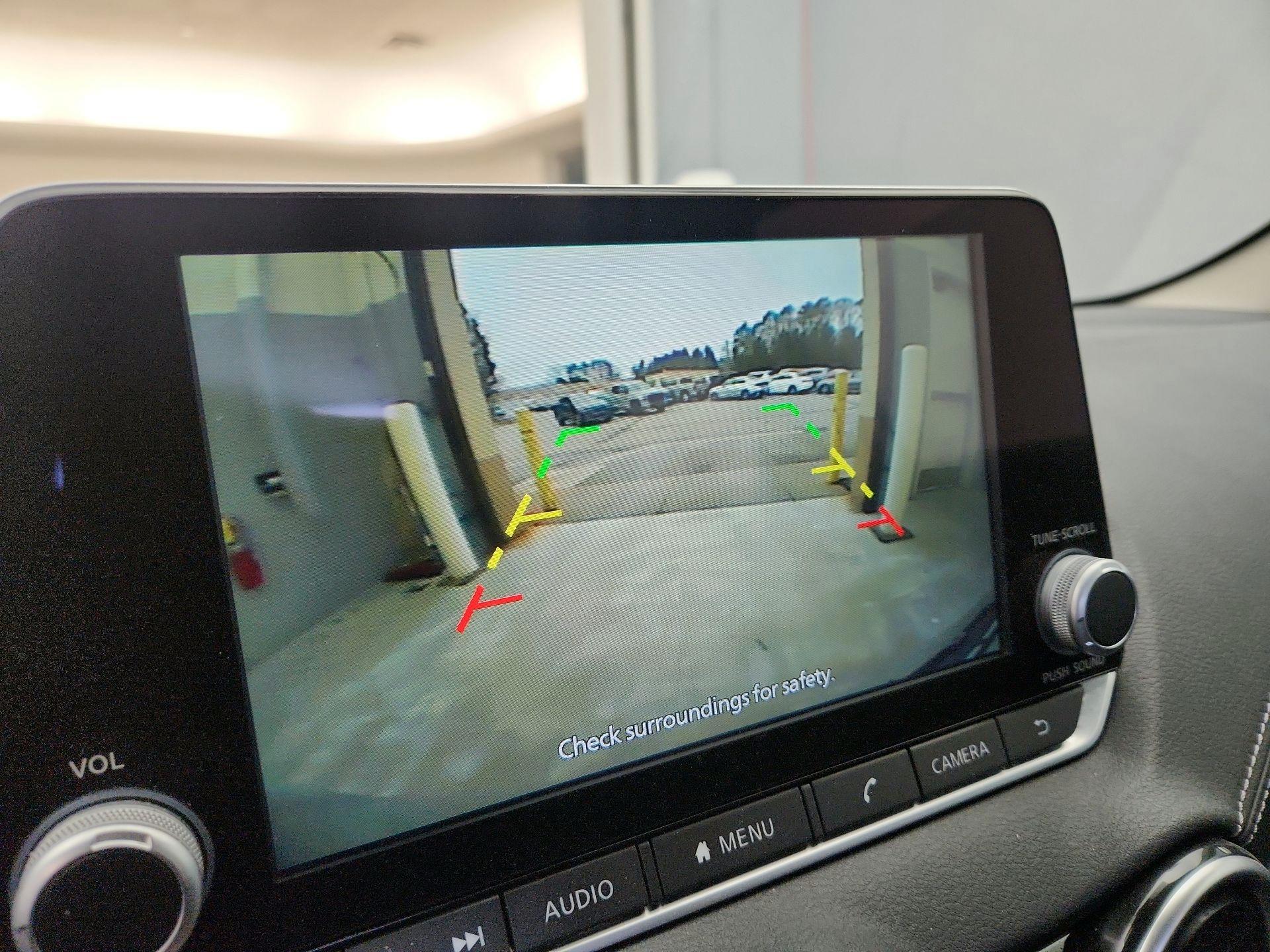 Thumbnail: 2023 Nissan Sentra - 14