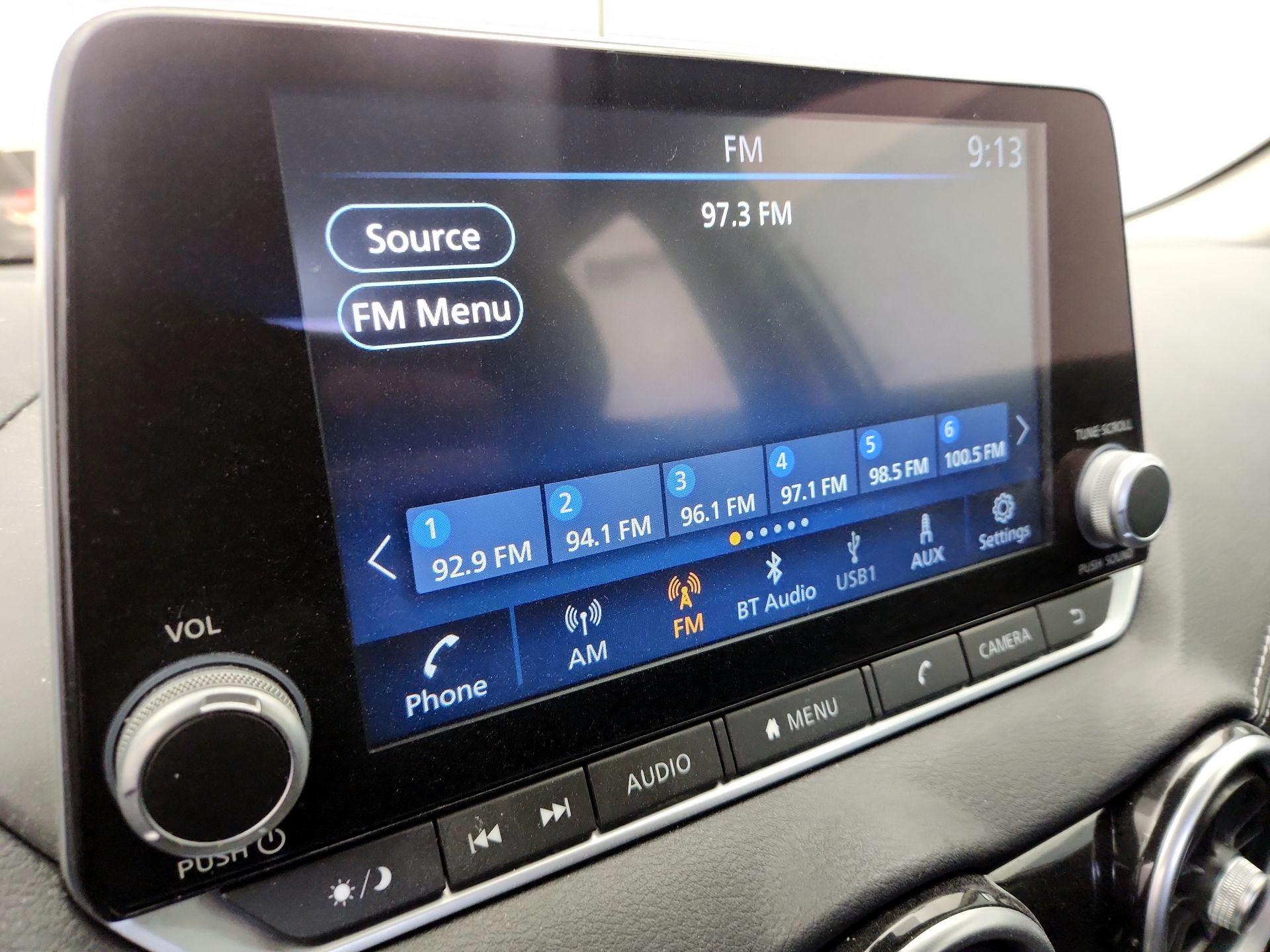 Thumbnail: 2023 Nissan Sentra - 15