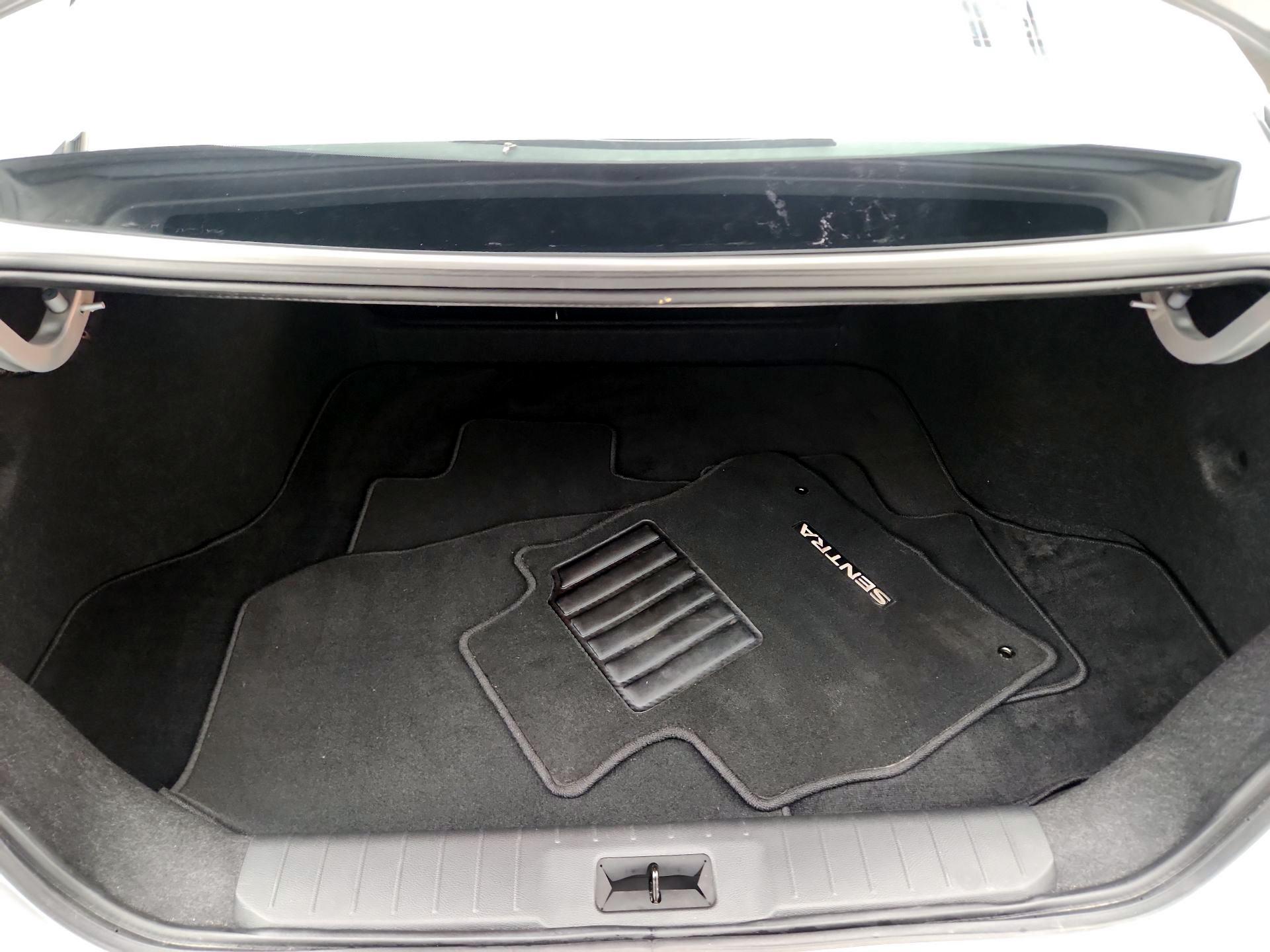 Thumbnail: 2023 Nissan Sentra - 20