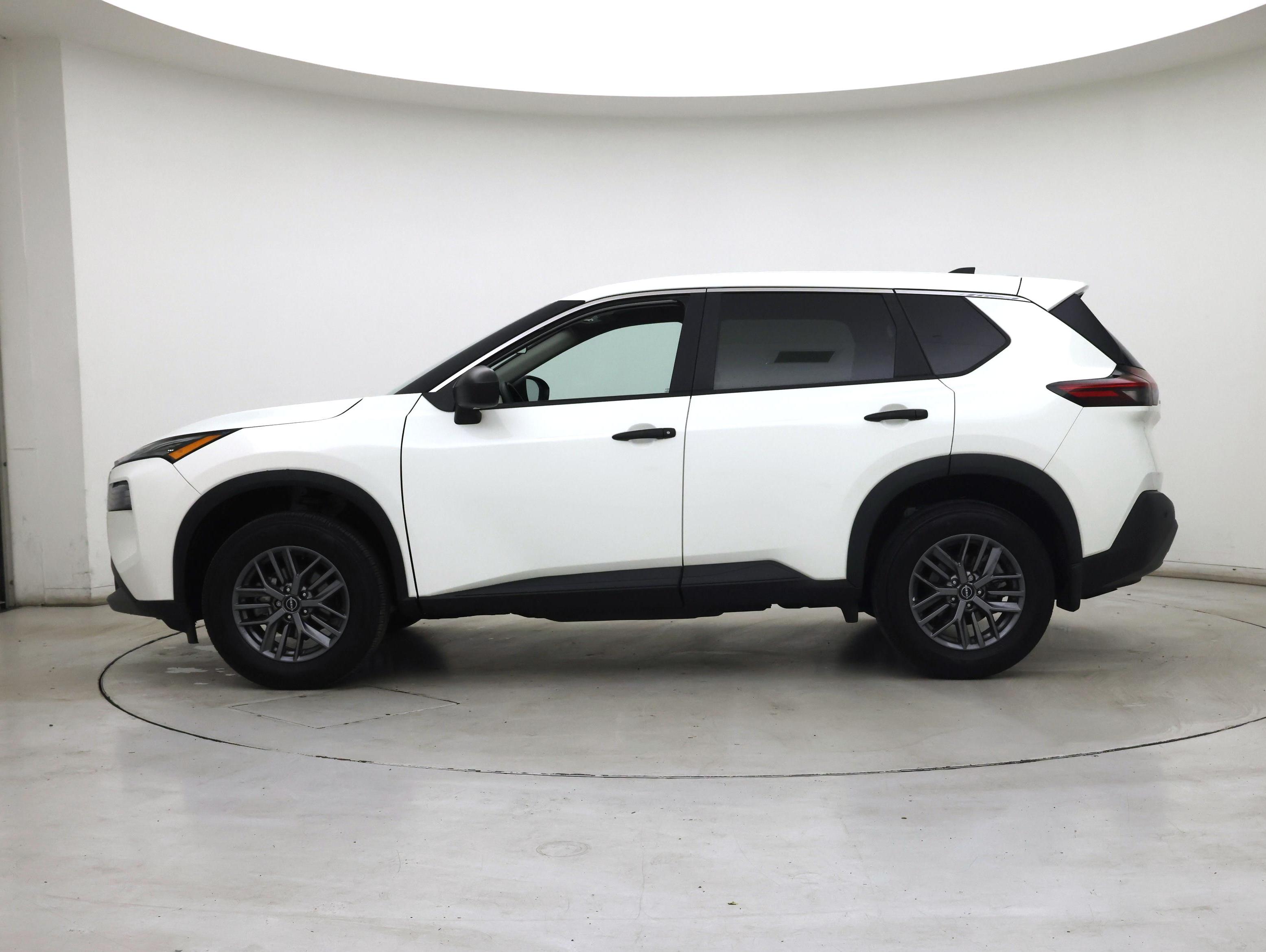 Thumbnail: 2023 Nissan Rogue - 3