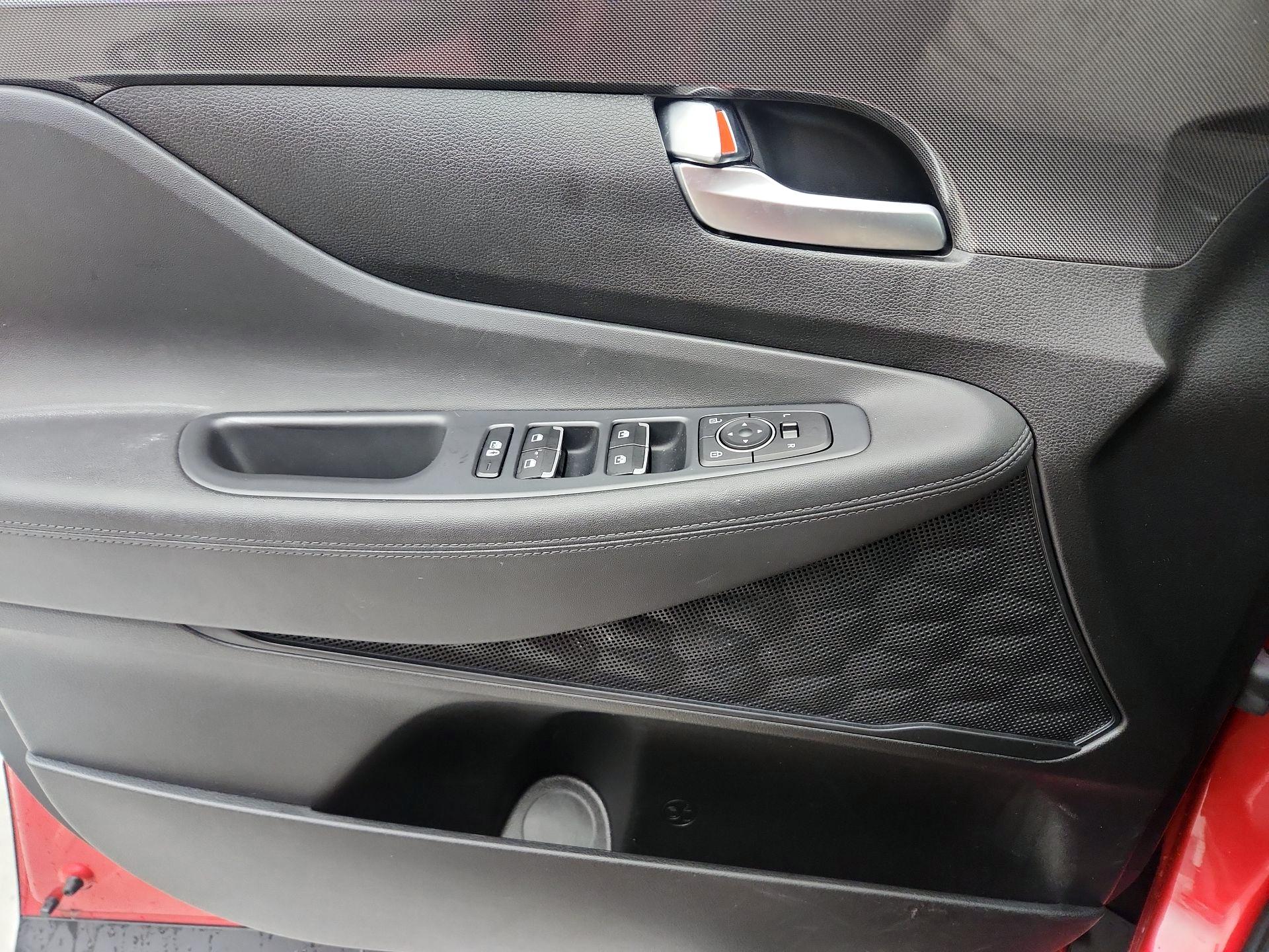 Thumbnail: 2023 Hyundai Santa Fe - 12