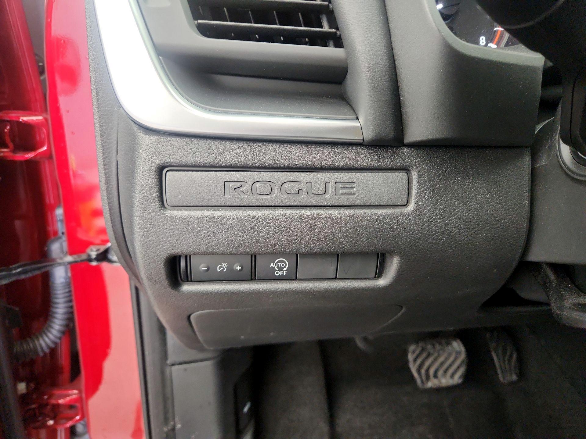 Thumbnail: 2023 Nissan Rogue - 13