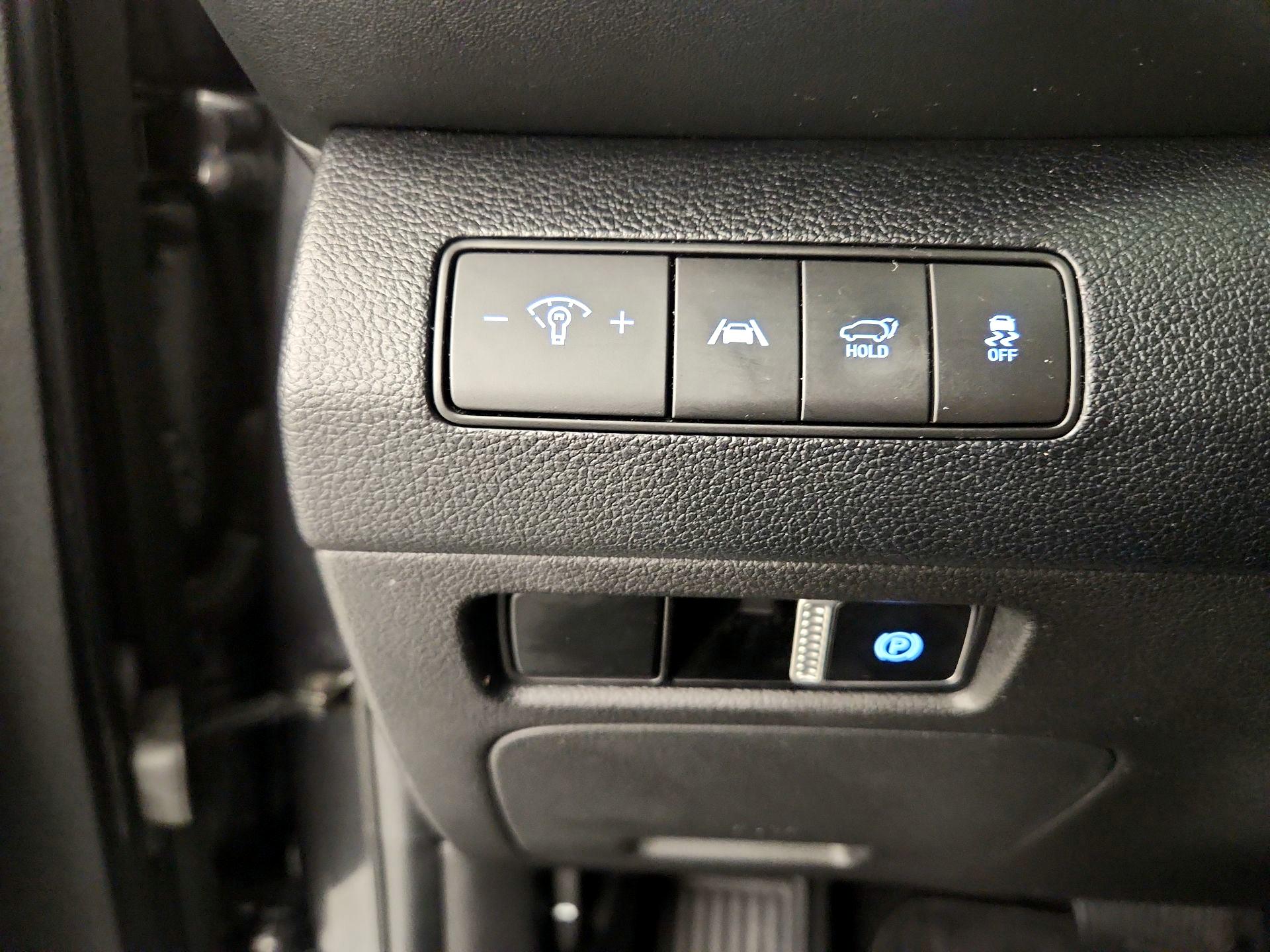 Thumbnail: 2022 Hyundai Santa Fe - 13