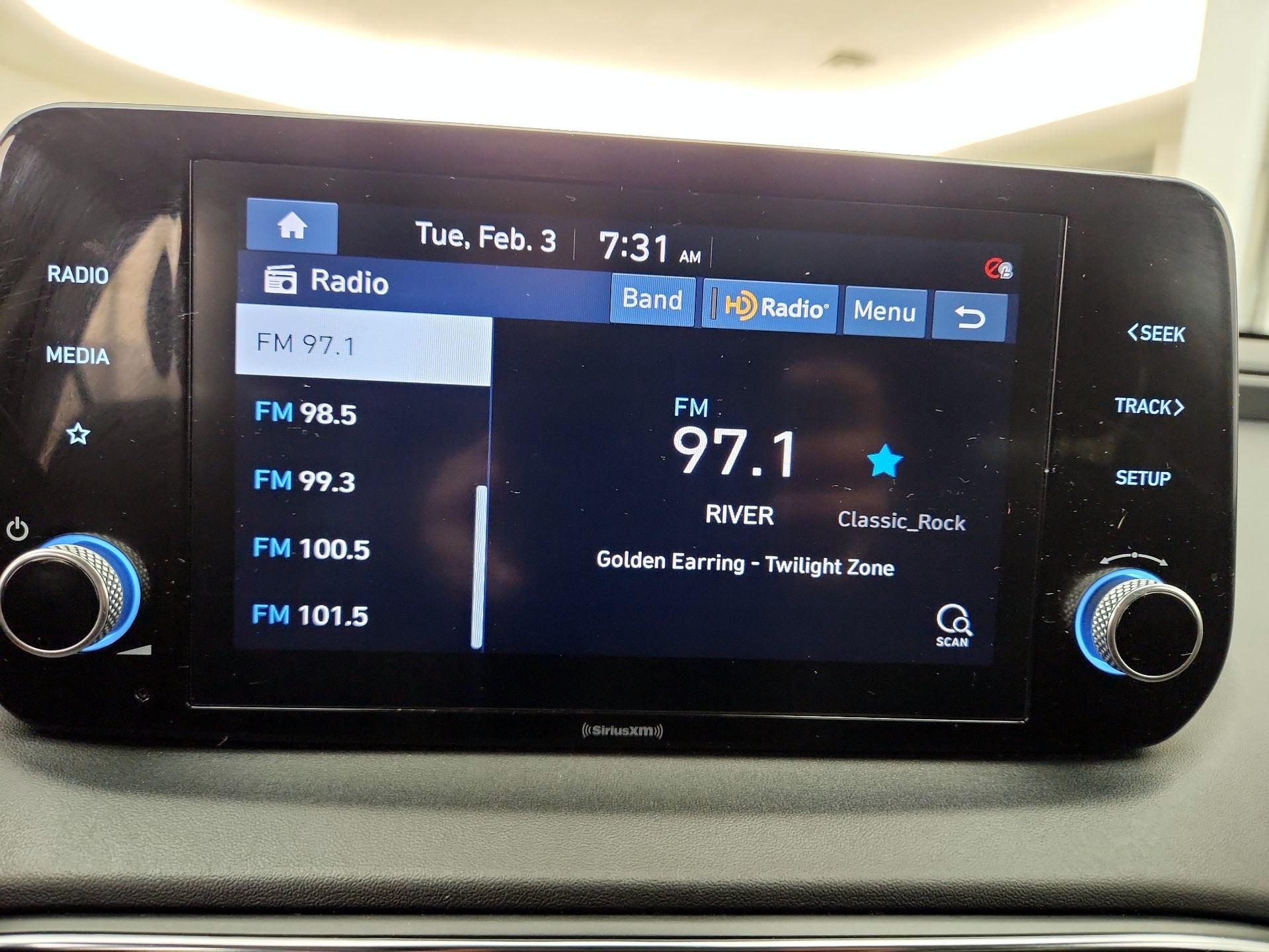 Thumbnail: 2022 Hyundai Santa Fe - 15