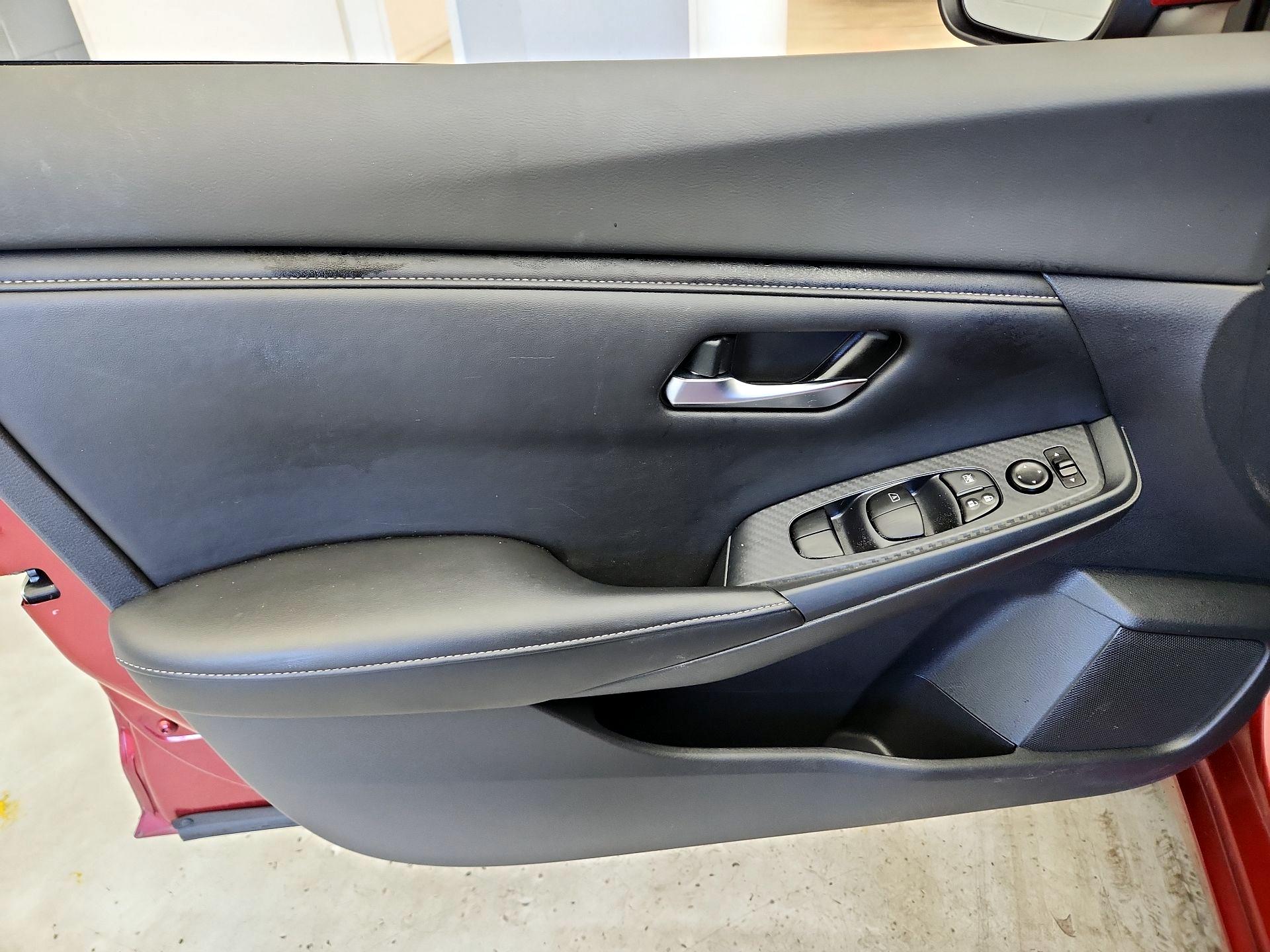 Thumbnail: 2023 Nissan Sentra - 12