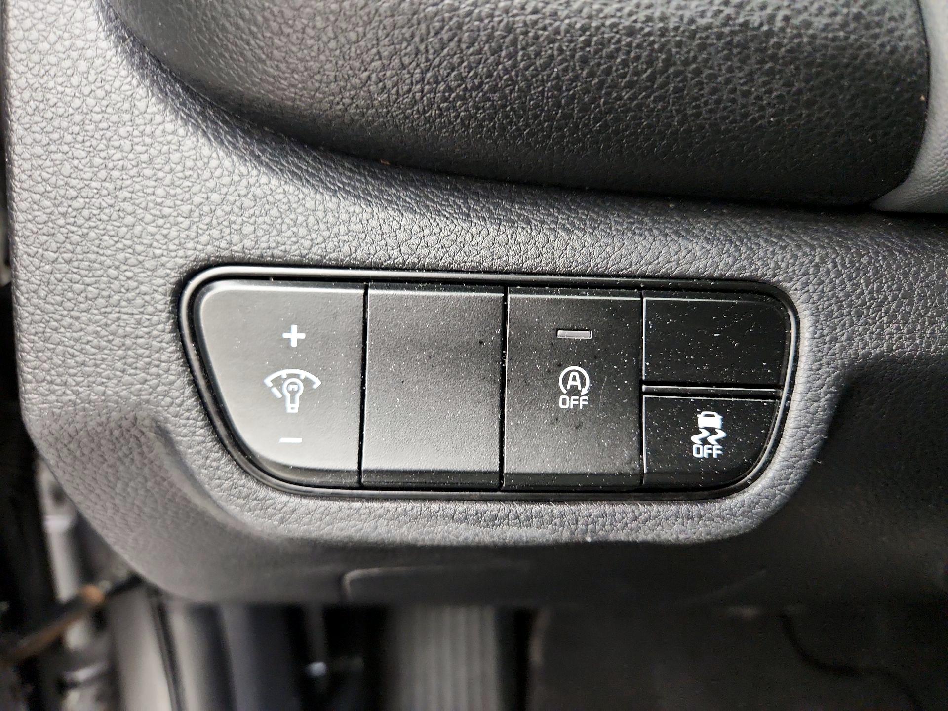 Thumbnail: 2021 Kia Seltos - 13