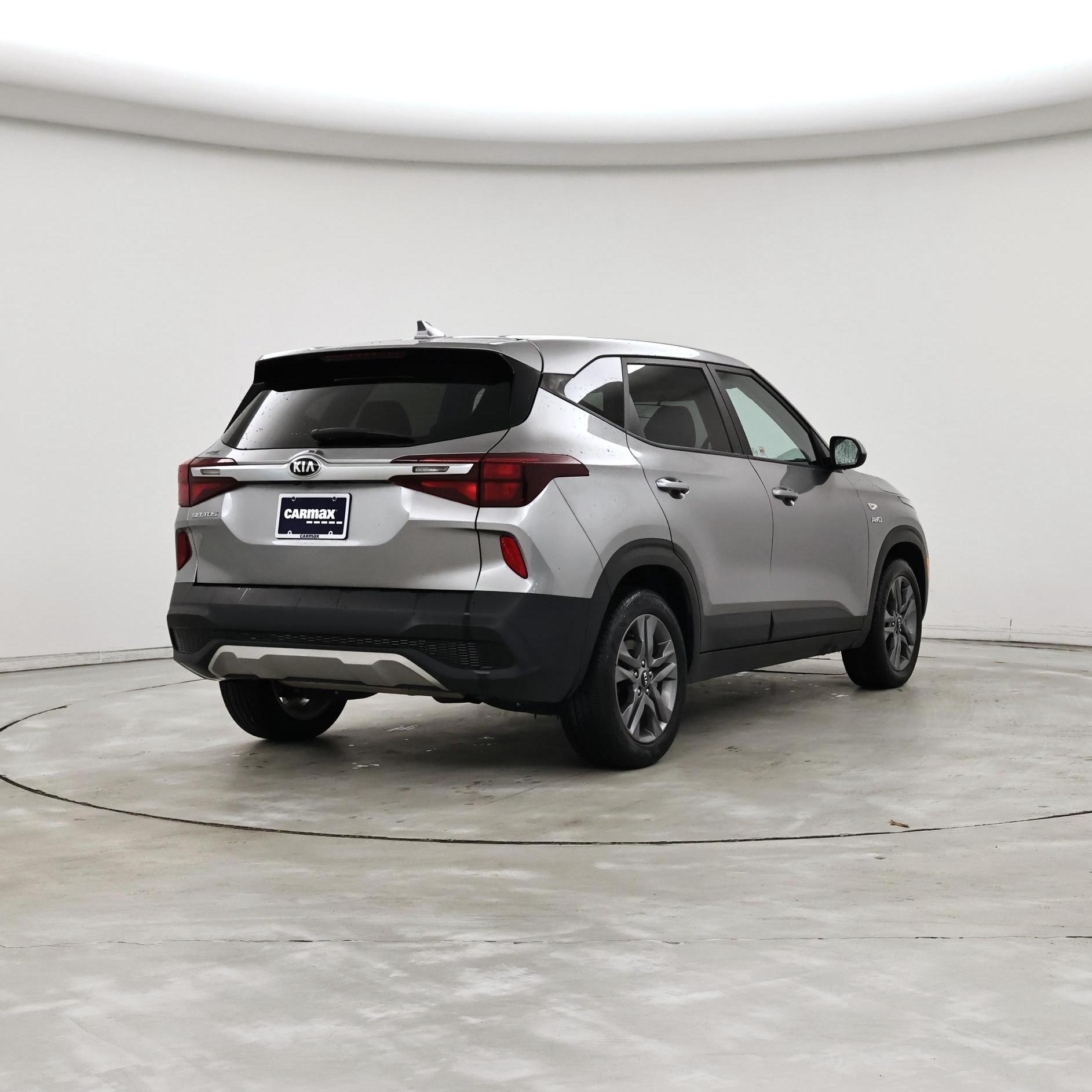 Thumbnail: 2021 Kia Seltos - 8