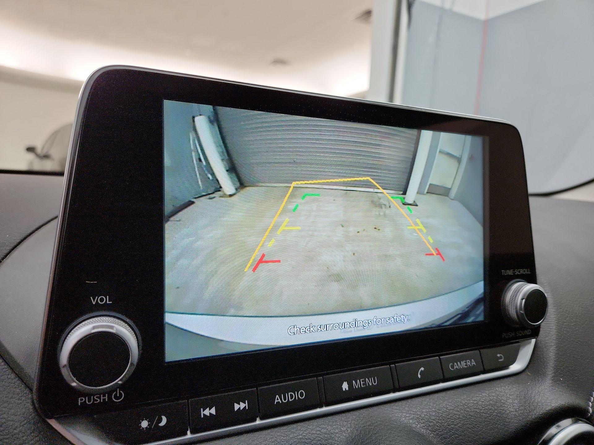 Thumbnail: 2023 Nissan Sentra - 14