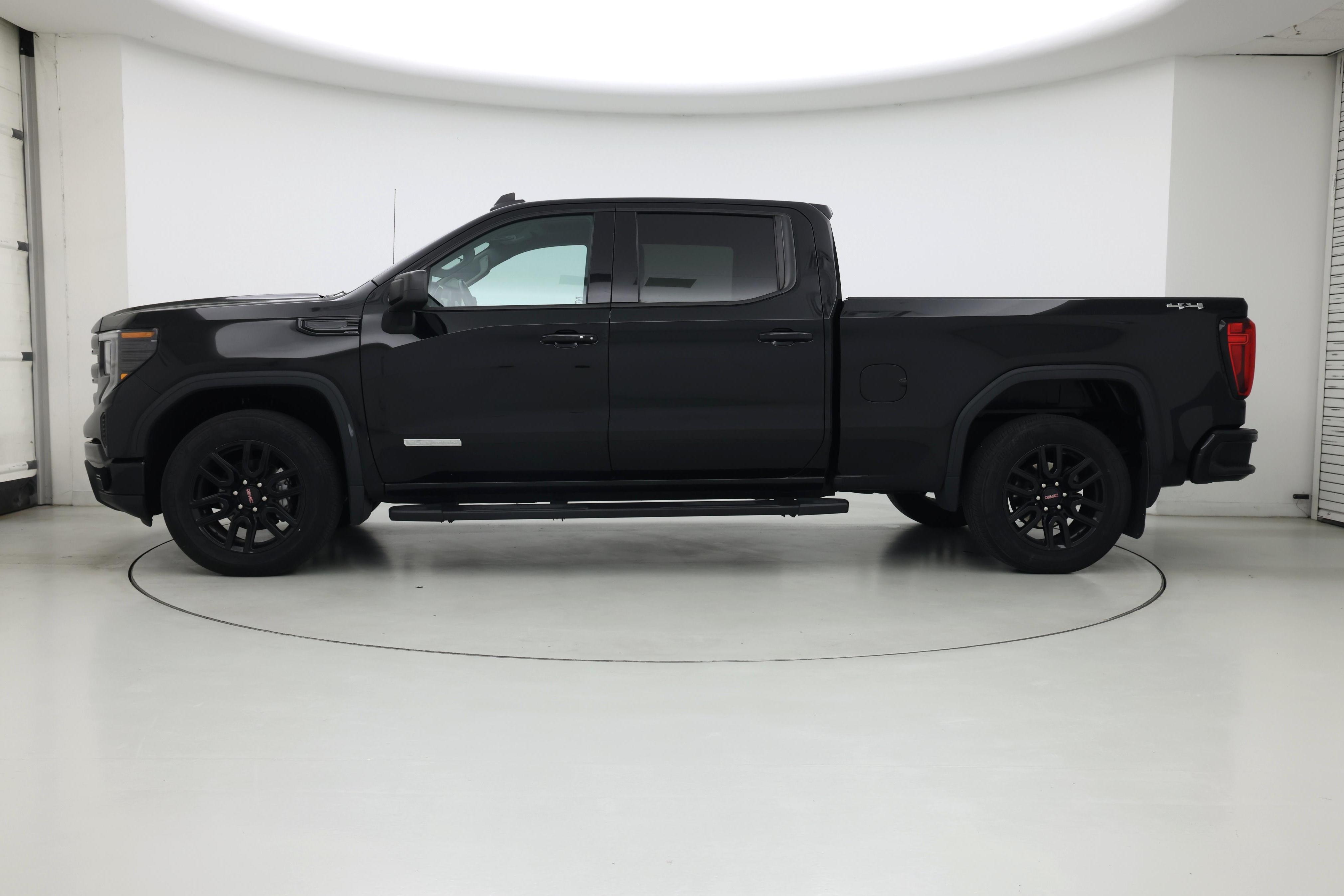 Thumbnail: 2023 GMC Sierra 1500 - 3