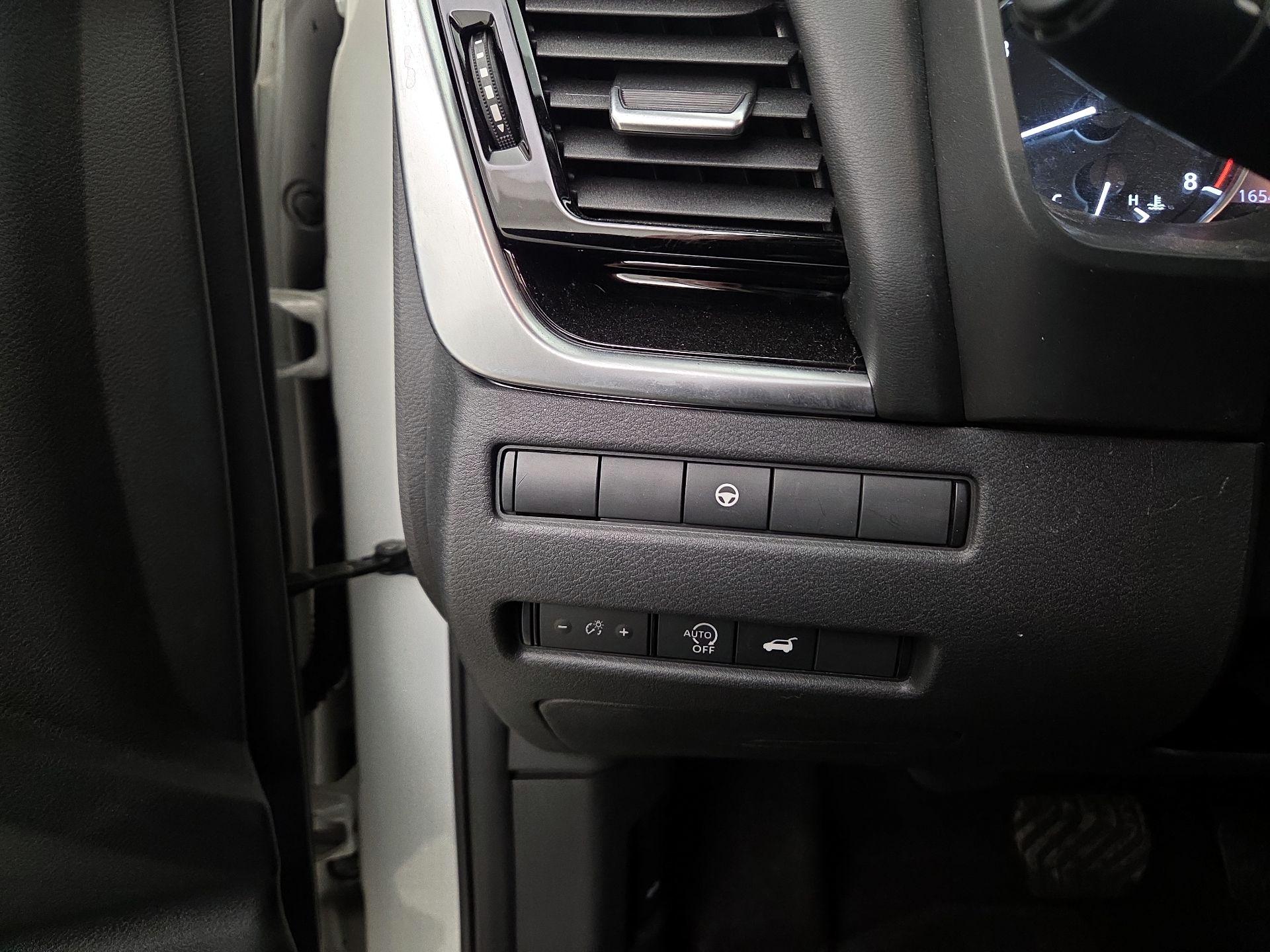 Thumbnail: 2023 Nissan Rogue - 13