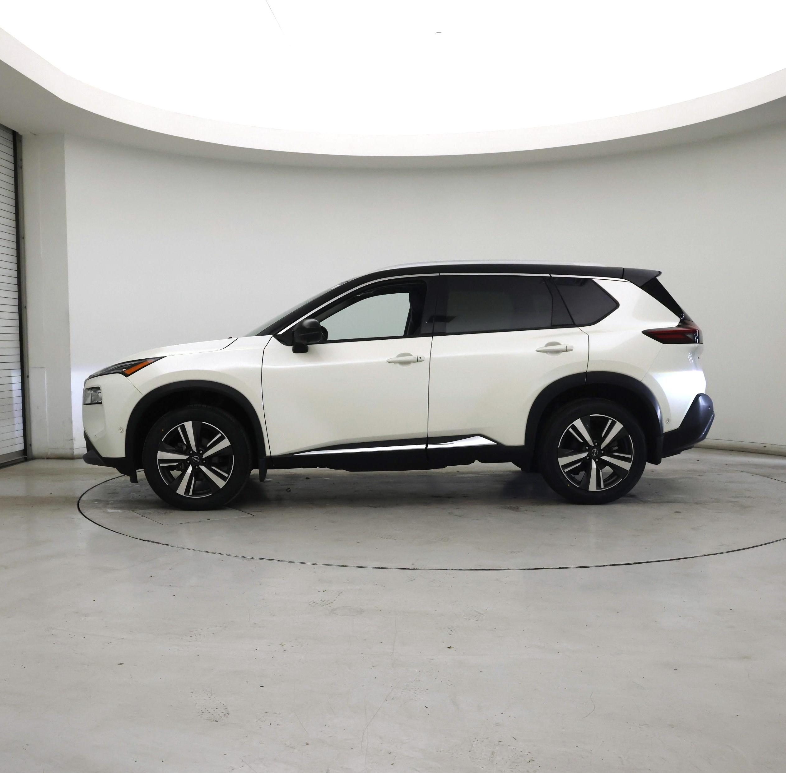 Thumbnail: 2023 Nissan Rogue - 3