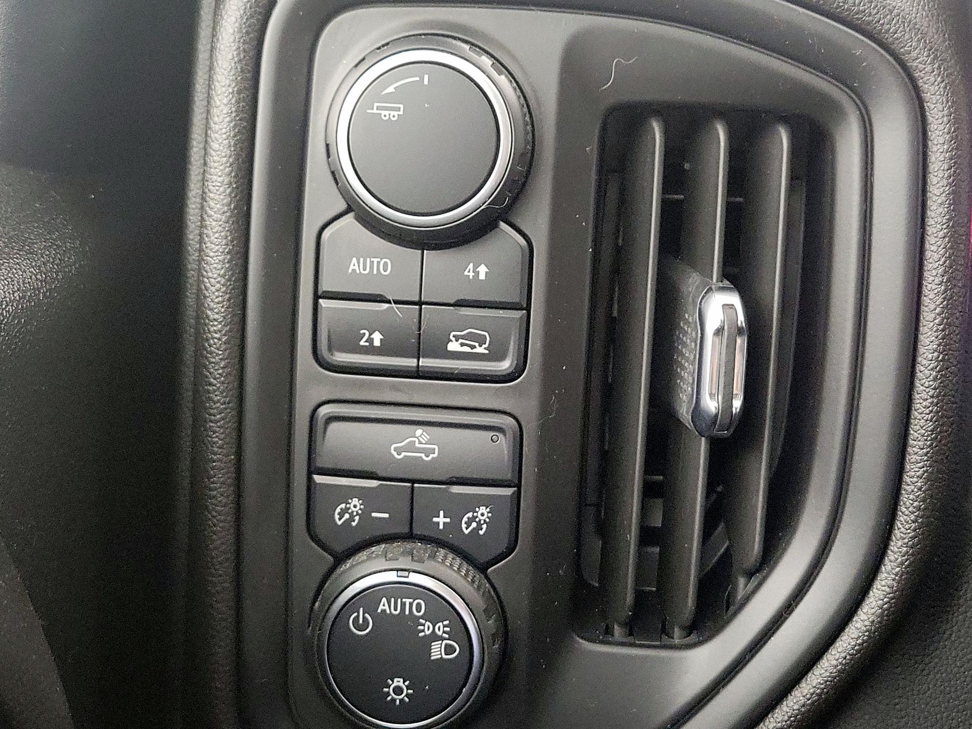 Thumbnail: 2022 Chevrolet Silverado 1500 - 13