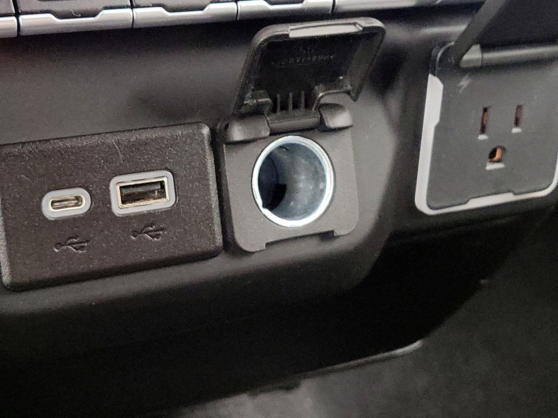 Thumbnail: 2022 Chevrolet Silverado 1500 - 18