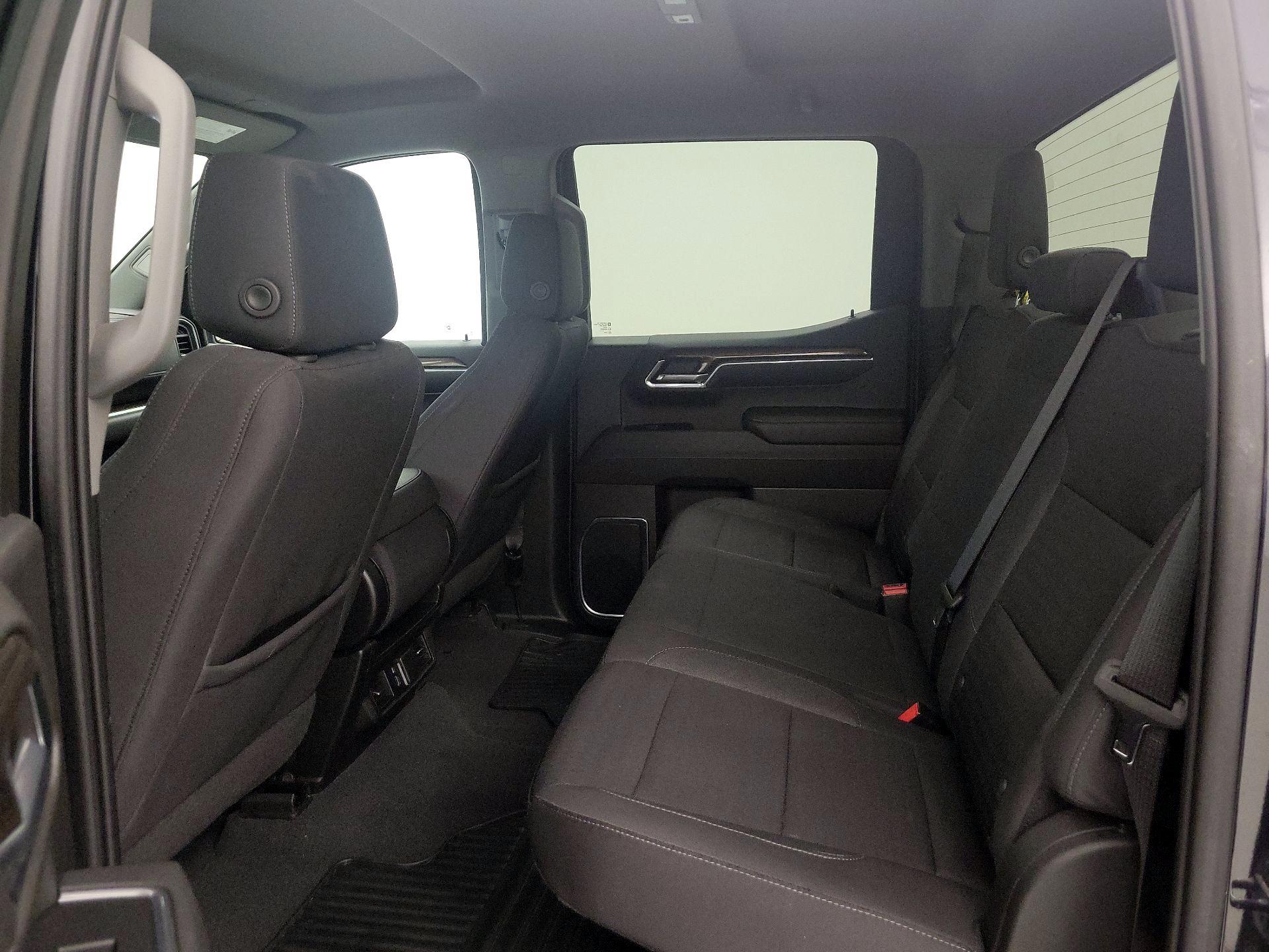 Thumbnail: 2023 Chevrolet Silverado 1500 - 19