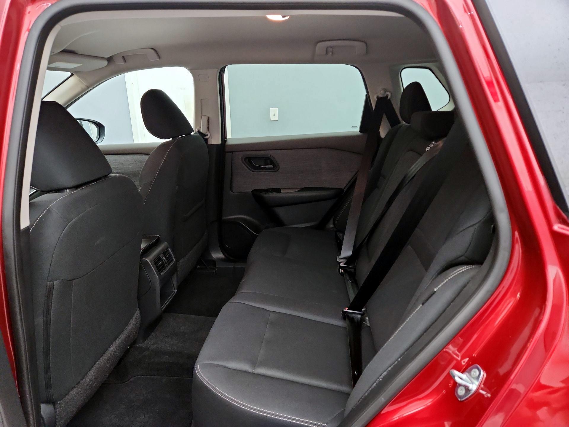 Thumbnail: 2023 Nissan Rogue - 19