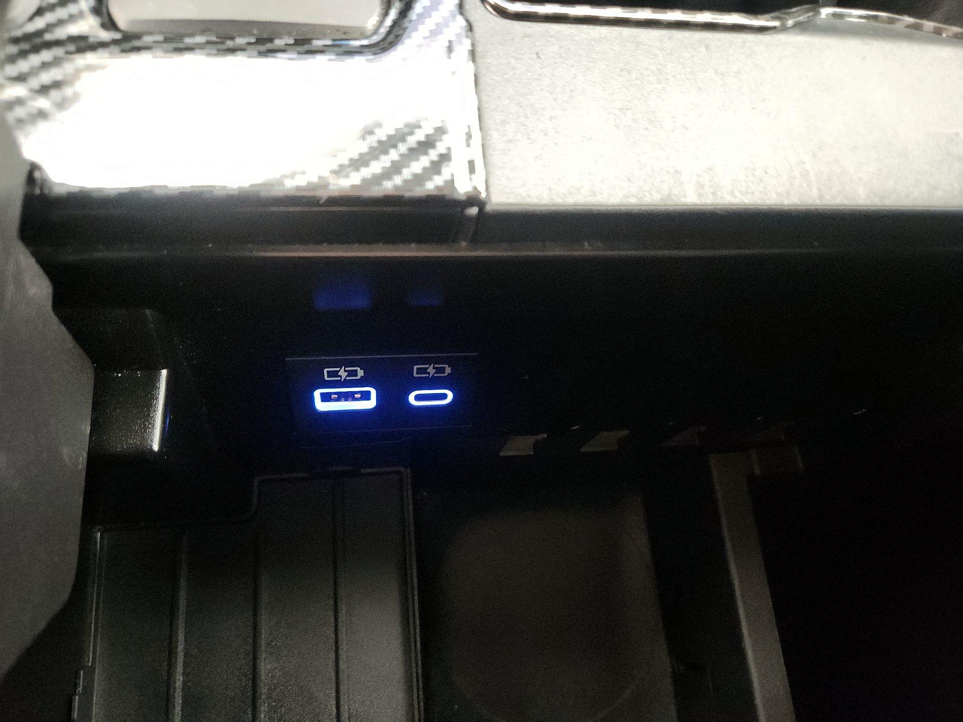 Thumbnail: 2022 Toyota Tundra - 18