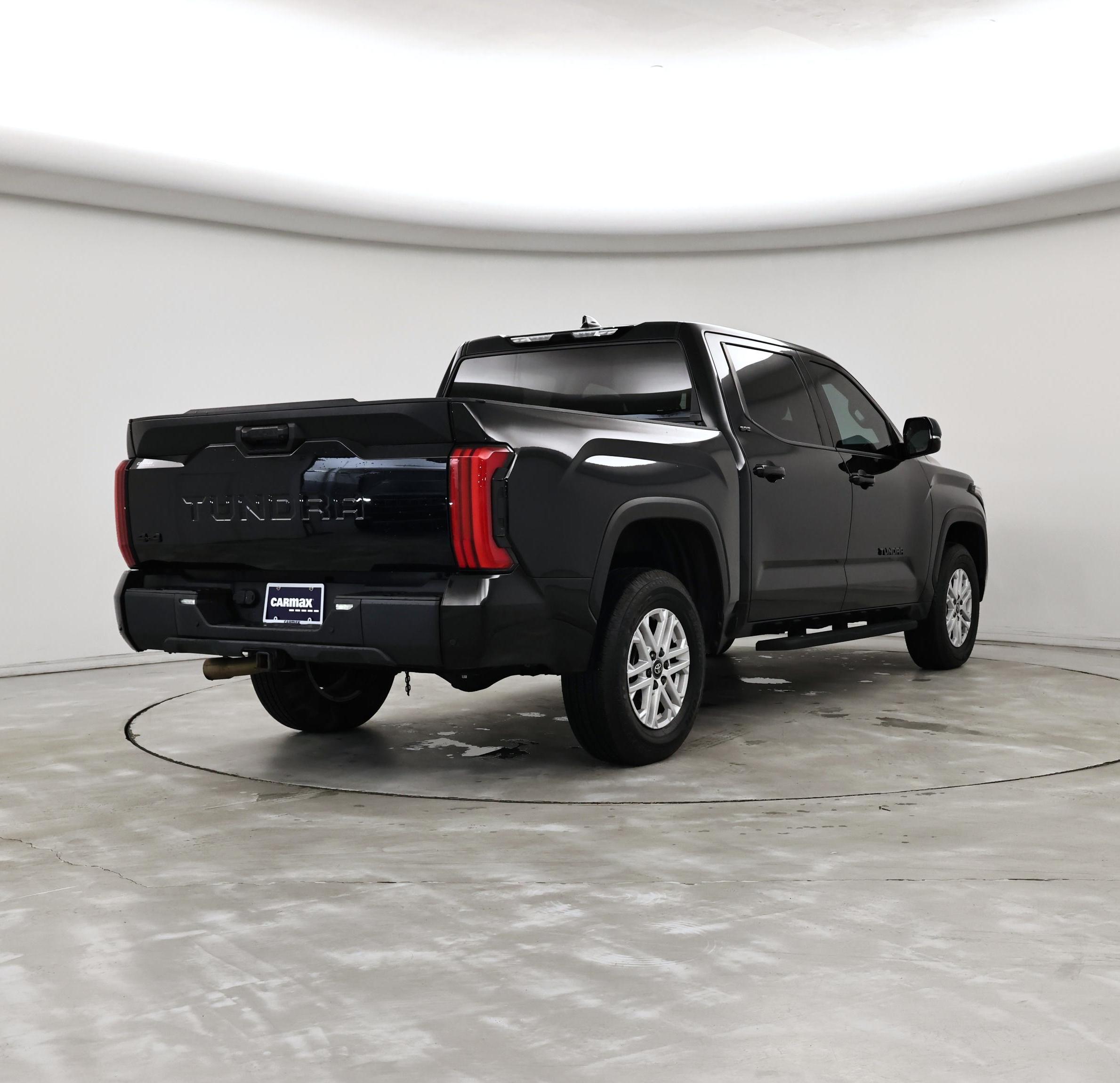 Thumbnail: 2022 Toyota Tundra - 8