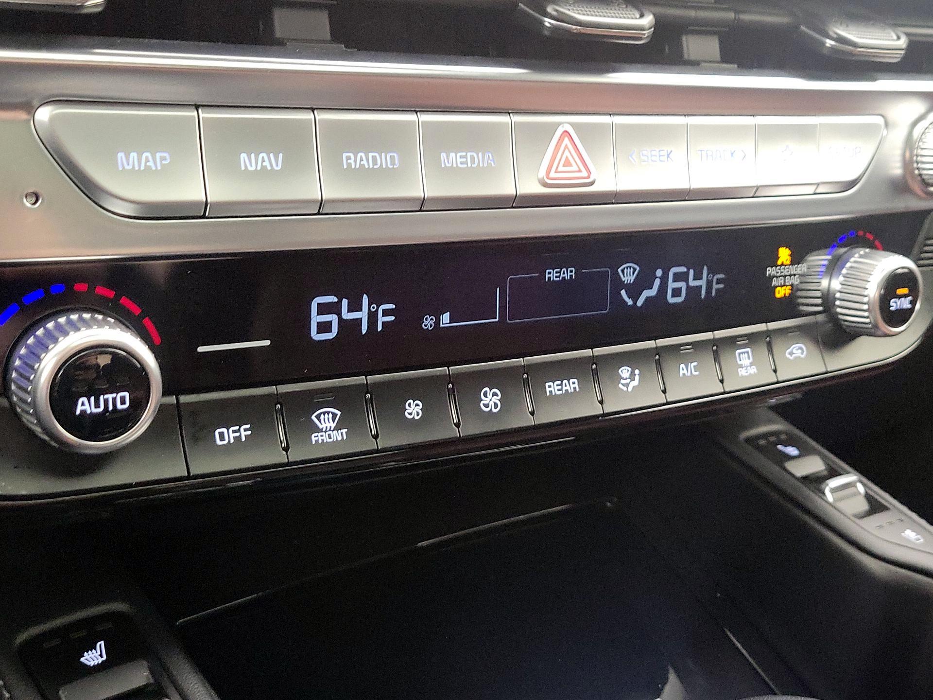 Thumbnail: 2024 Kia Telluride - 16