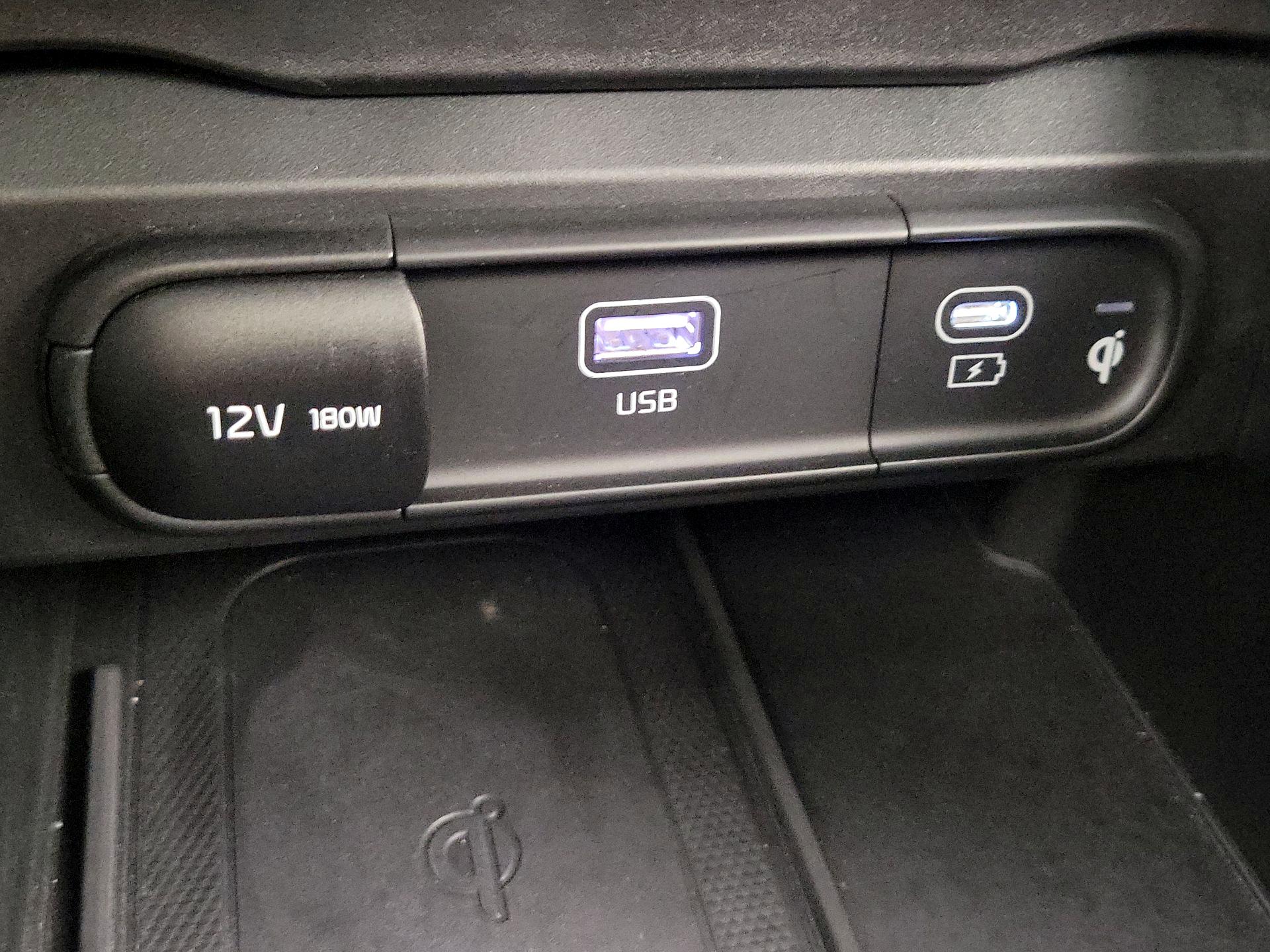 Thumbnail: 2024 Kia Telluride - 18