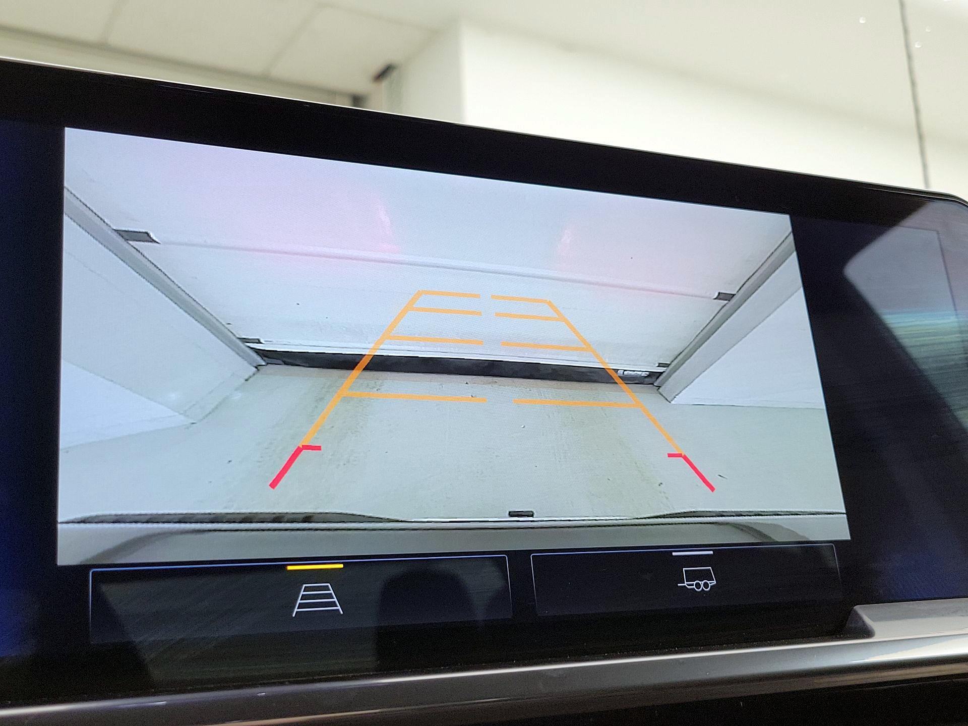 Thumbnail: 2022 Chevrolet Silverado 1500 - 14