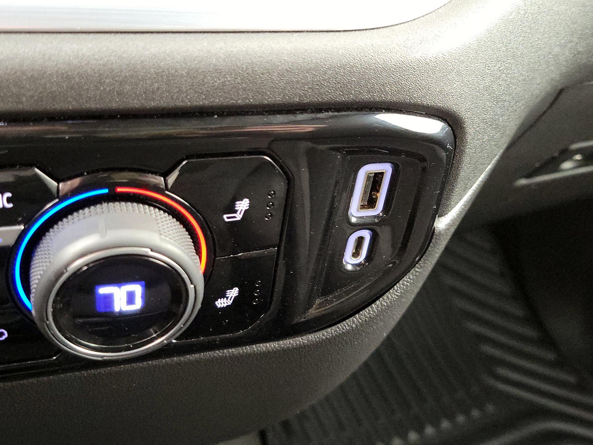 Thumbnail: 2022 Chevrolet Silverado 1500 - 18