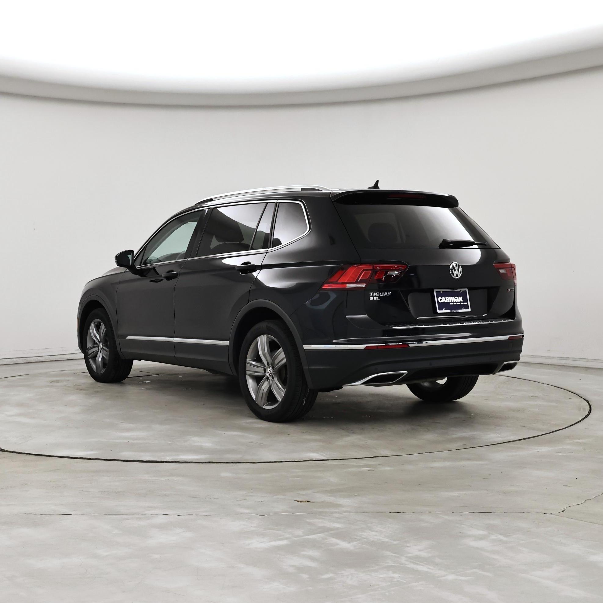 Thumbnail: 2021 Volkswagen Tiguan - 2