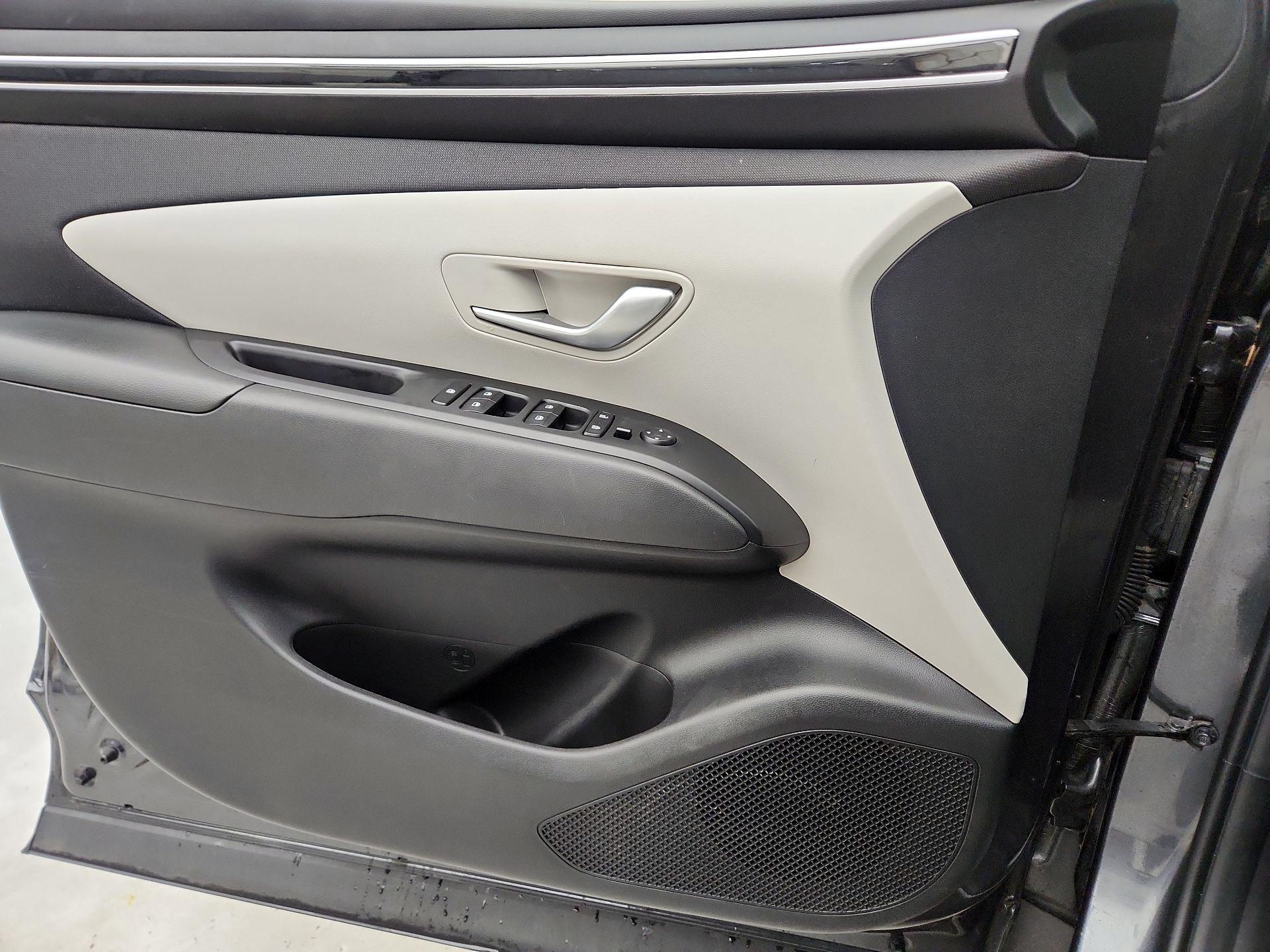 Thumbnail: 2023 Hyundai Tucson - 12