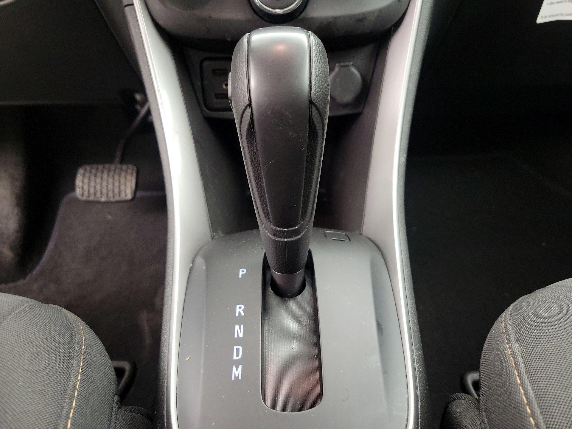 Thumbnail: 2022 Chevrolet Trax - 17