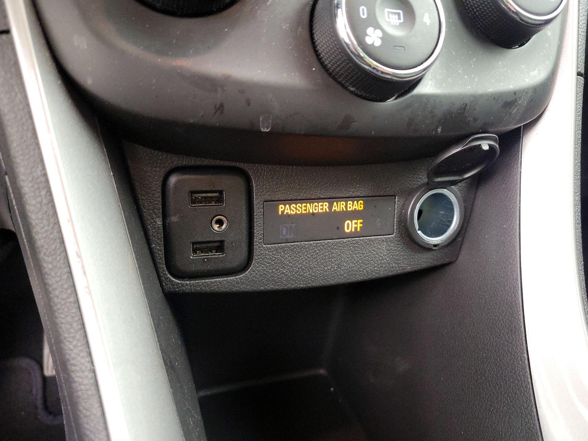 Thumbnail: 2022 Chevrolet Trax - 18