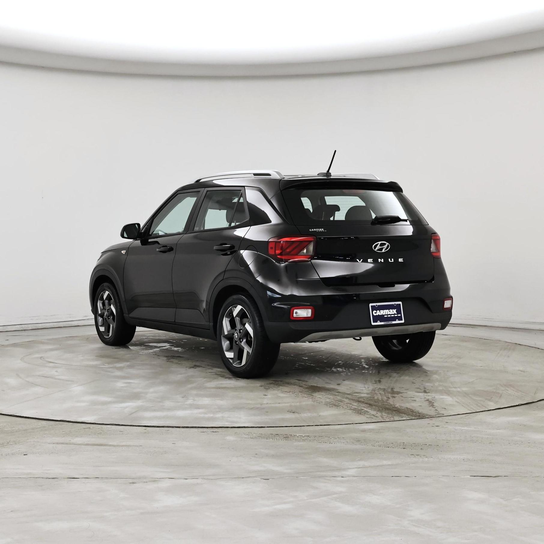 Thumbnail: 2023 Hyundai Venue - 2