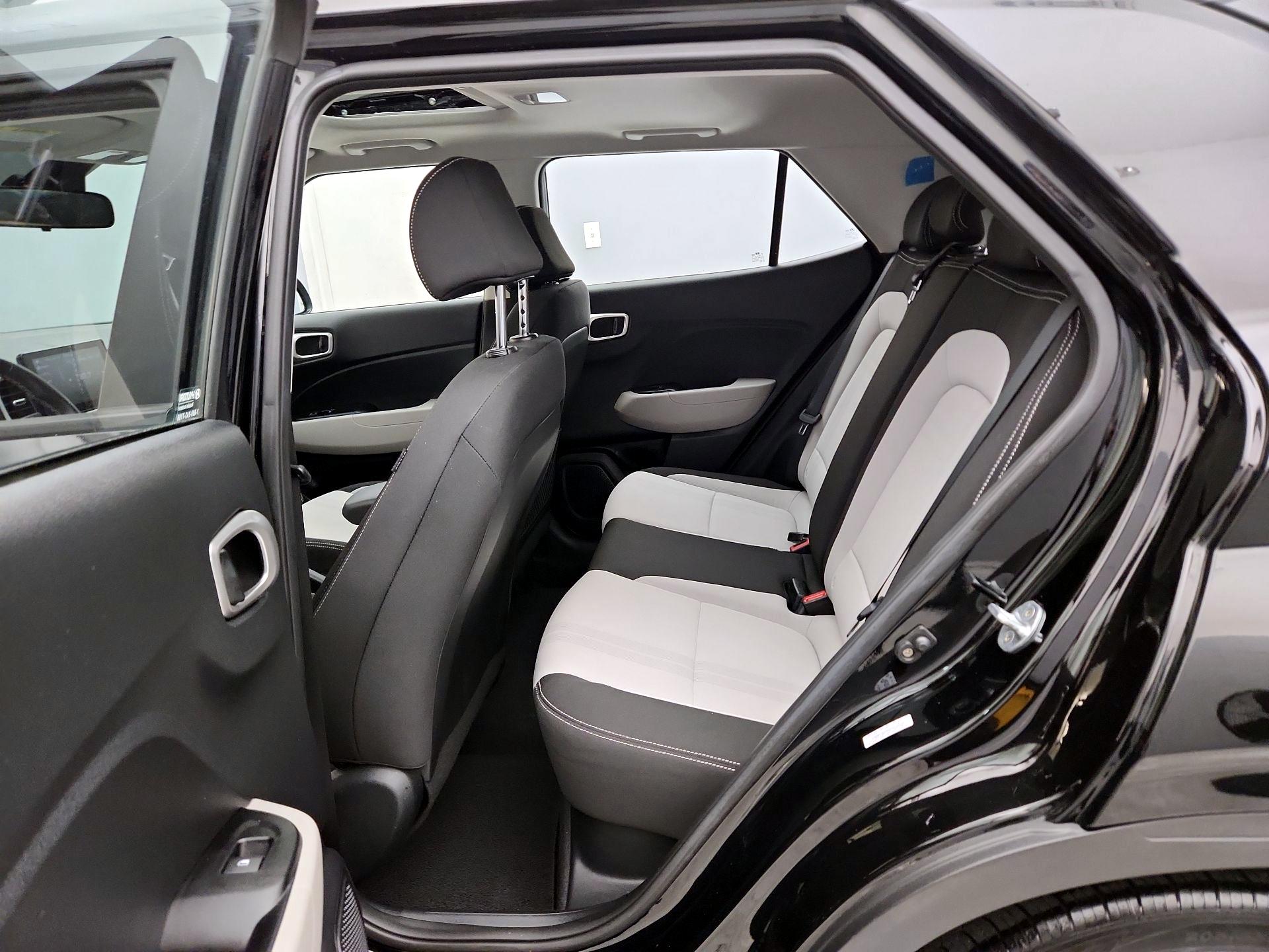 Thumbnail: 2023 Hyundai Venue - 20