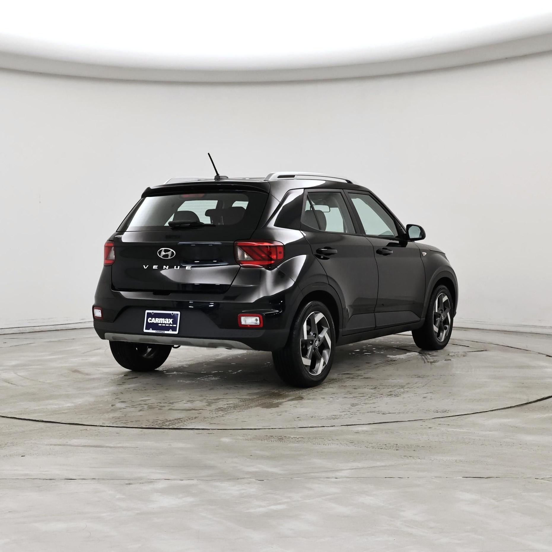 Thumbnail: 2023 Hyundai Venue - 8