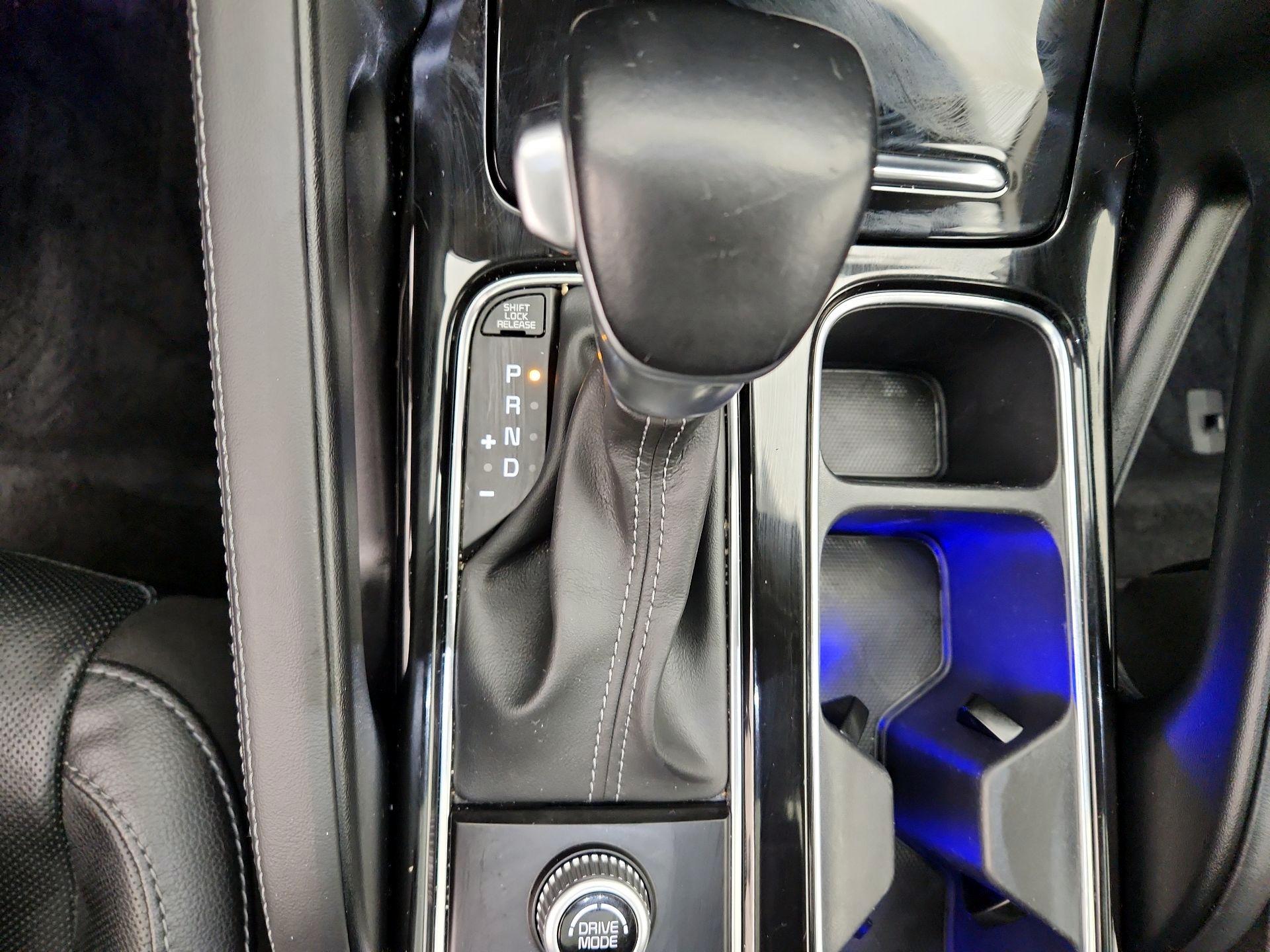 Thumbnail: 2021 Kia Telluride - 18