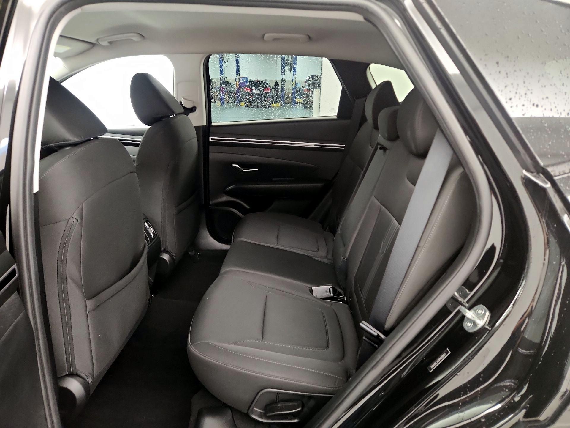 Thumbnail: 2023 Hyundai Tucson - 19