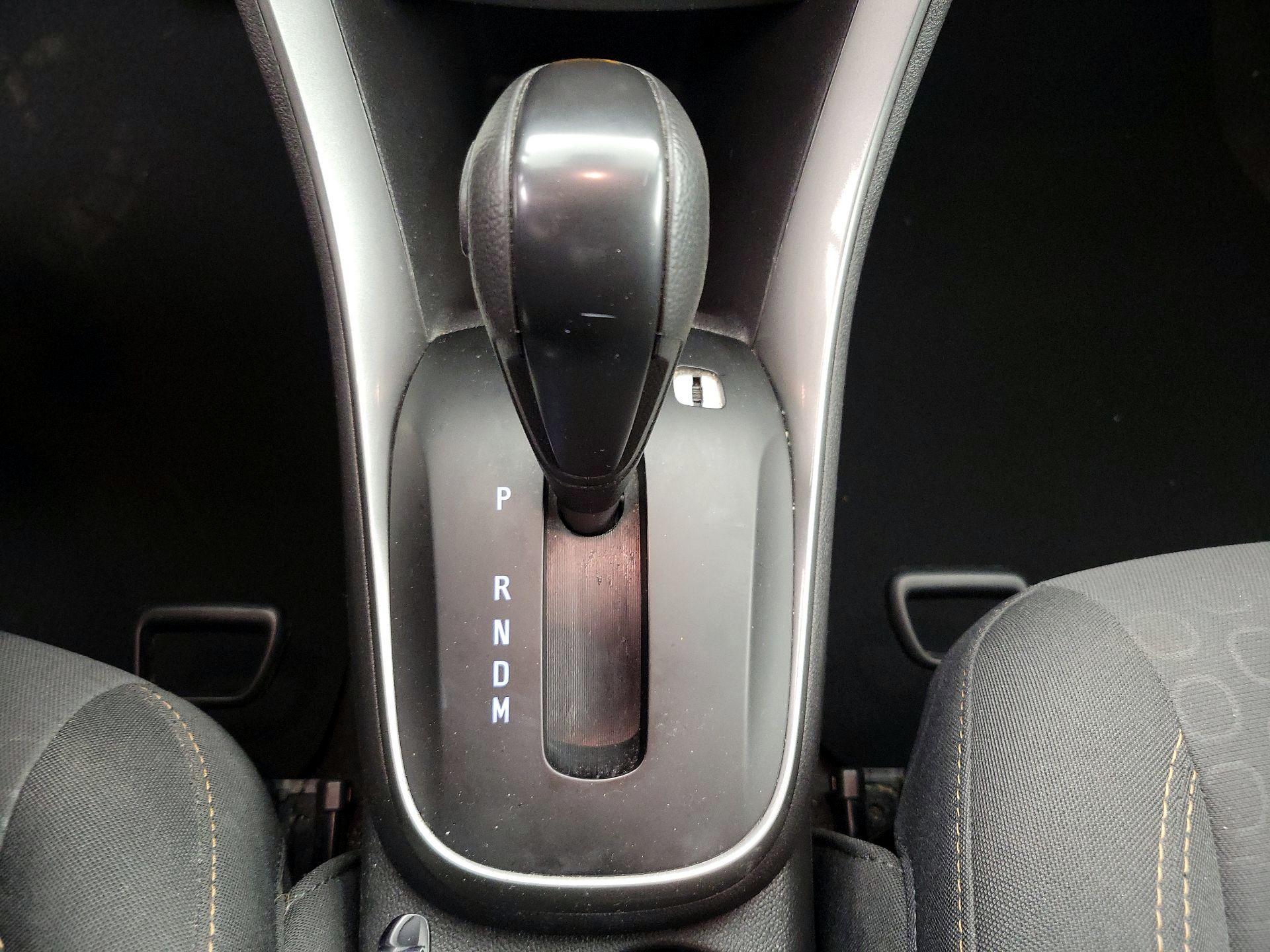 Thumbnail: 2020 Chevrolet Trax - 17