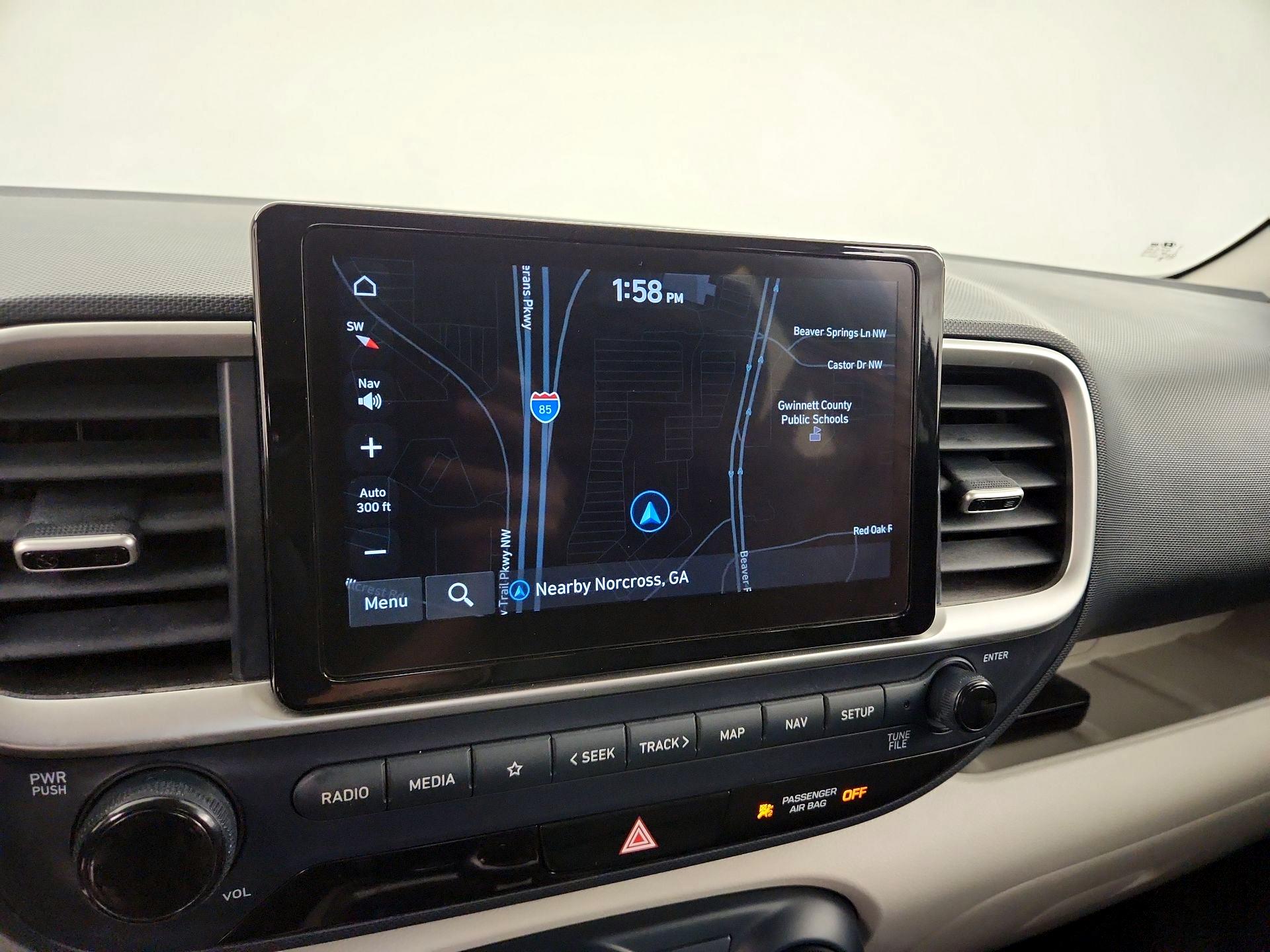 Thumbnail: 2023 Hyundai Venue - 14