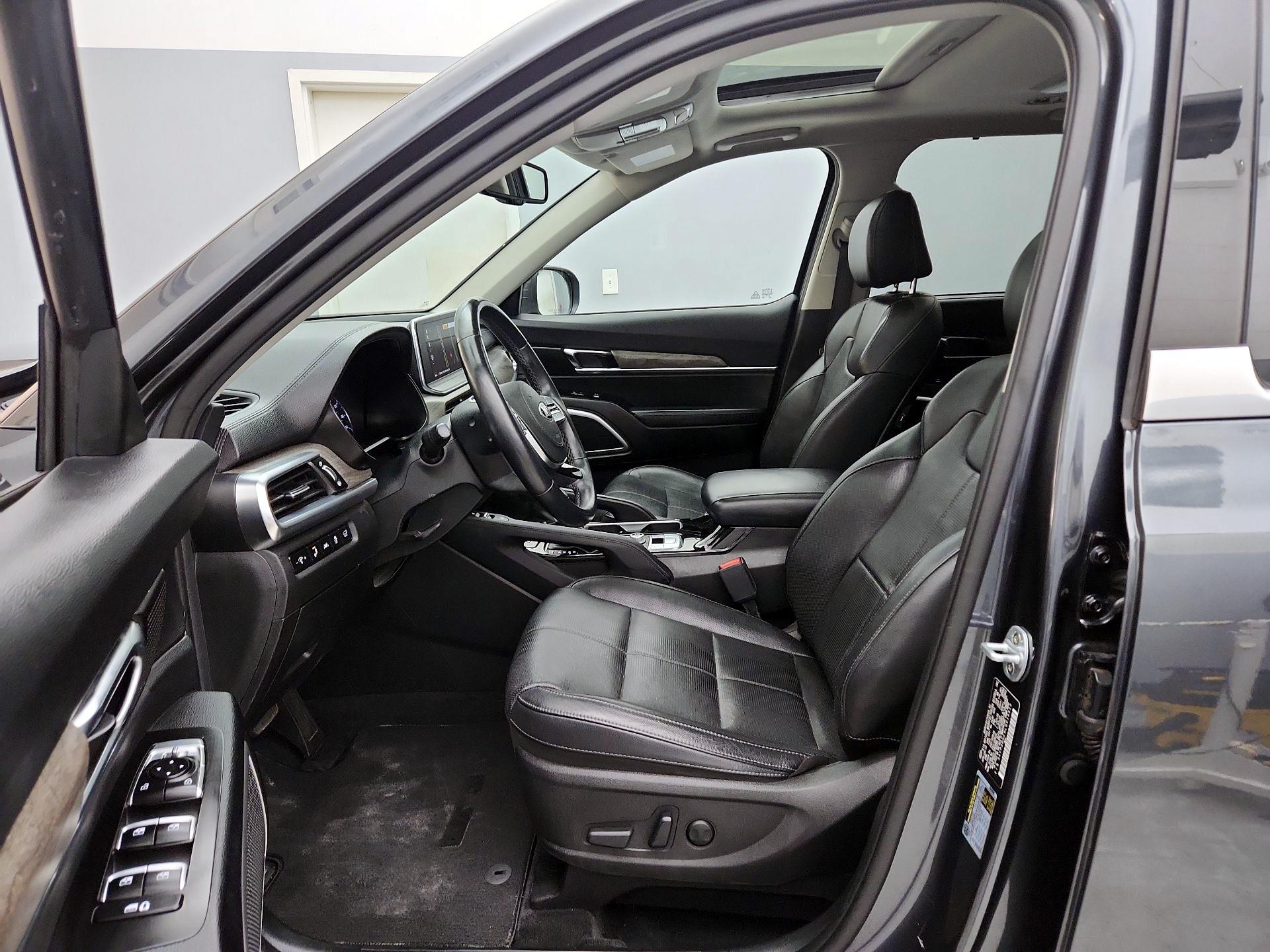 Thumbnail: 2020 Kia Telluride - 11