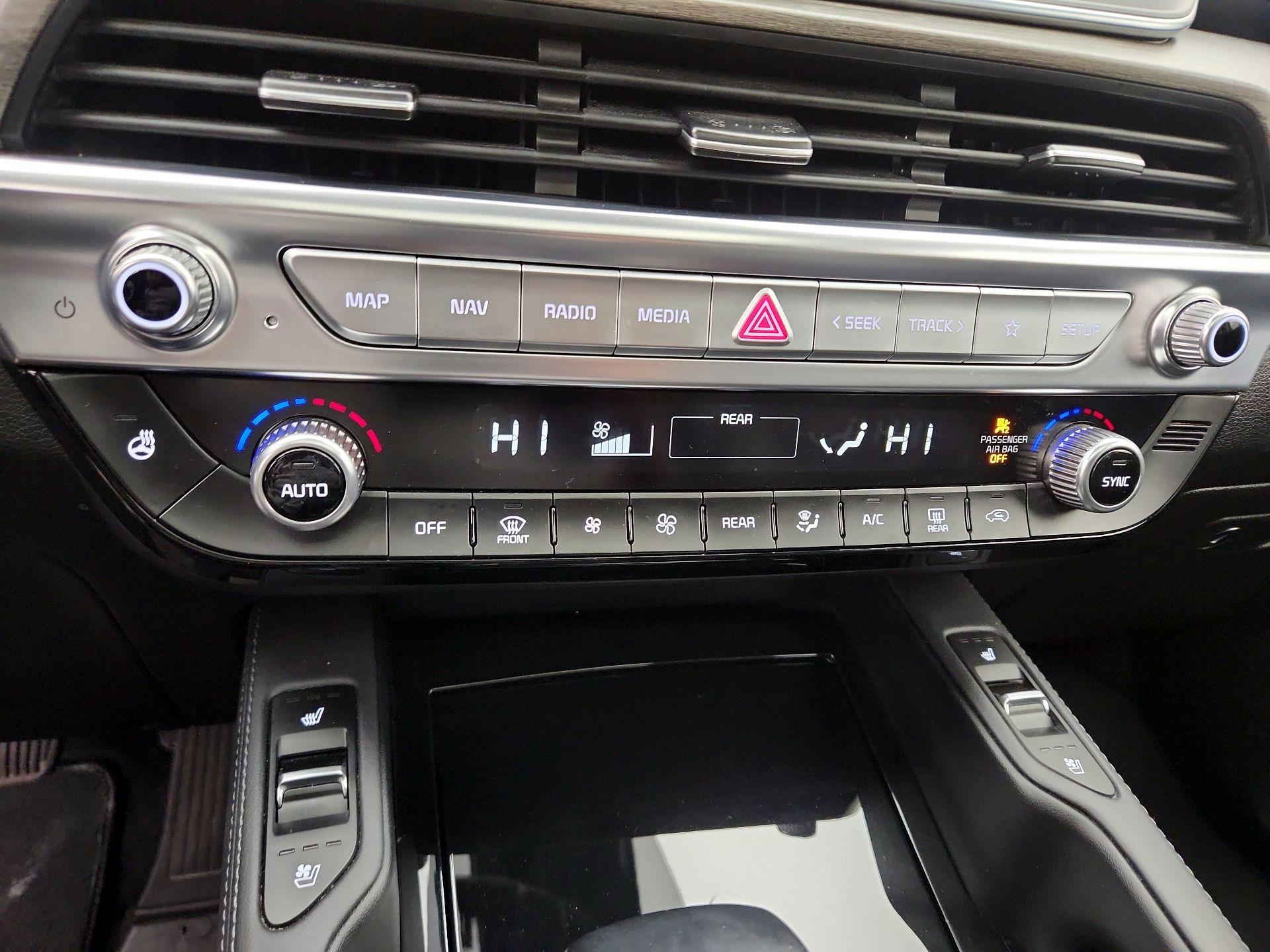 Thumbnail: 2020 Kia Telluride - 17