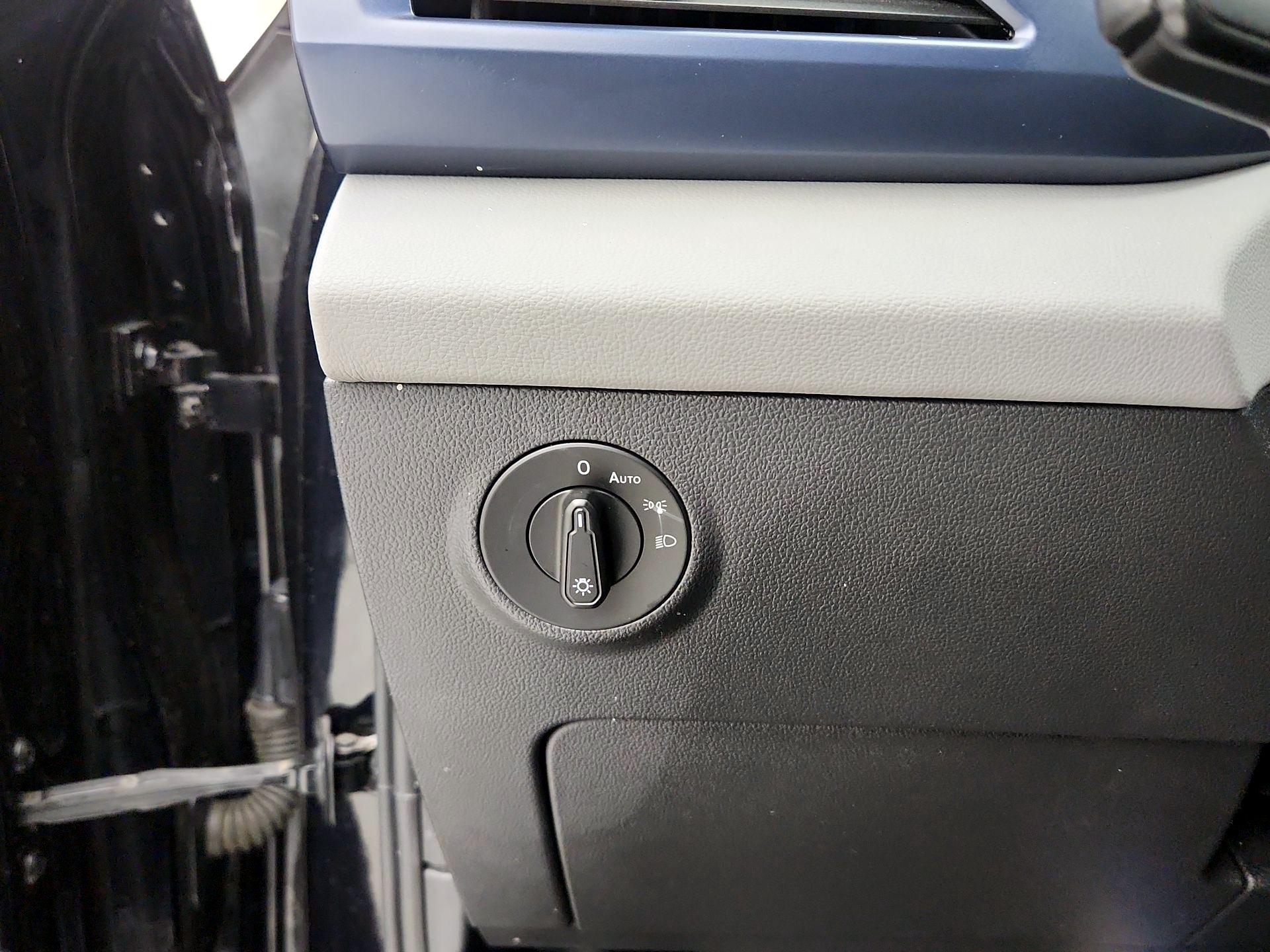 Thumbnail: 2023 Volkswagen Taos - 13