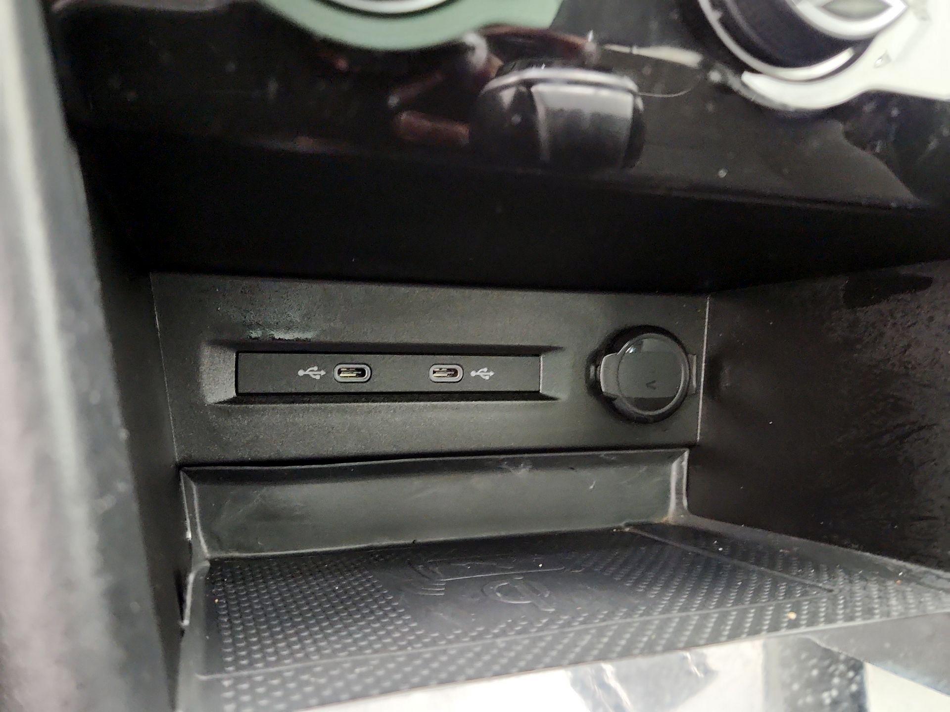 Thumbnail: 2023 Volkswagen Taos - 18