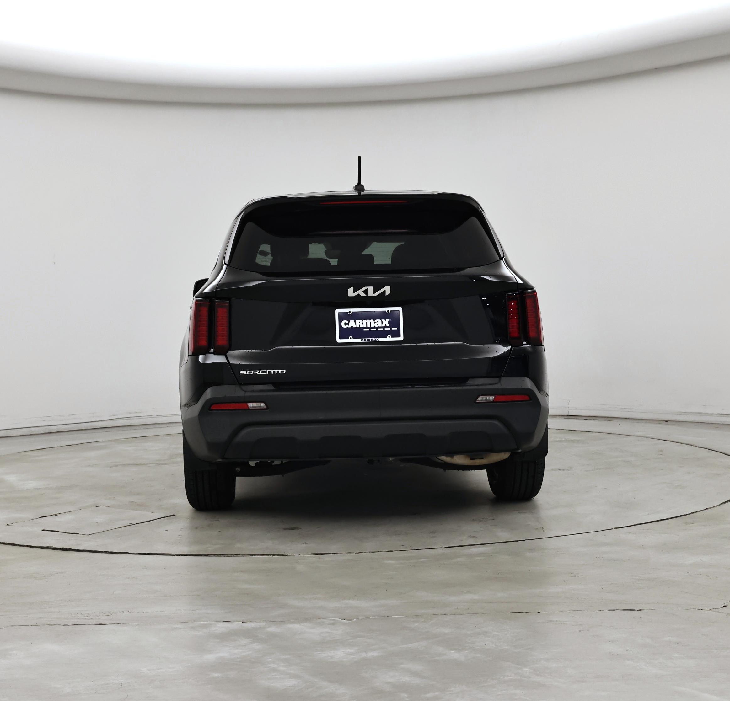 Thumbnail: 2023 Kia Sorento - 6